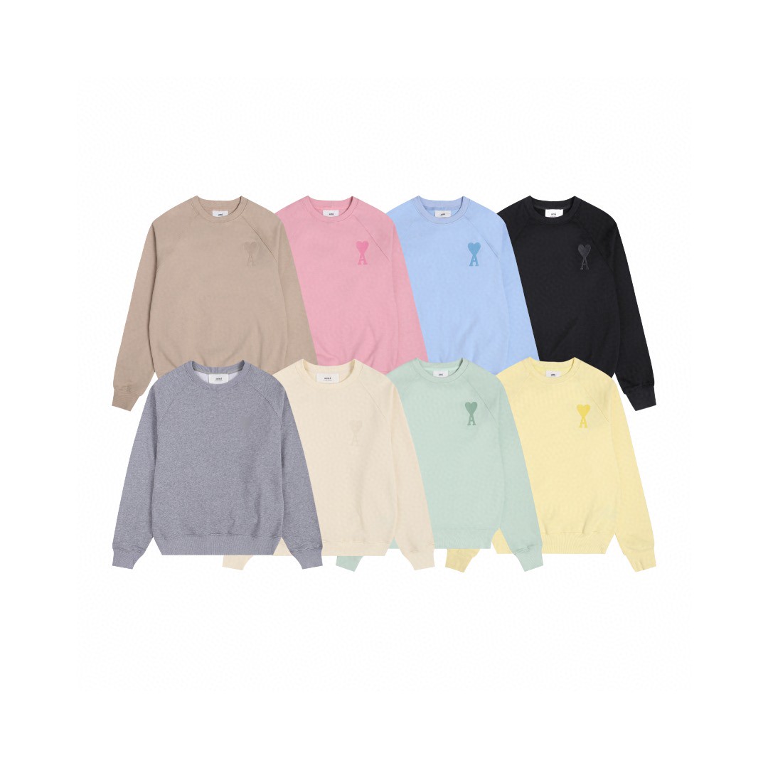 “High-End Women’s Suit with AMI Macalon Heart Embroidery and Cotton Fabric – Quality Package”