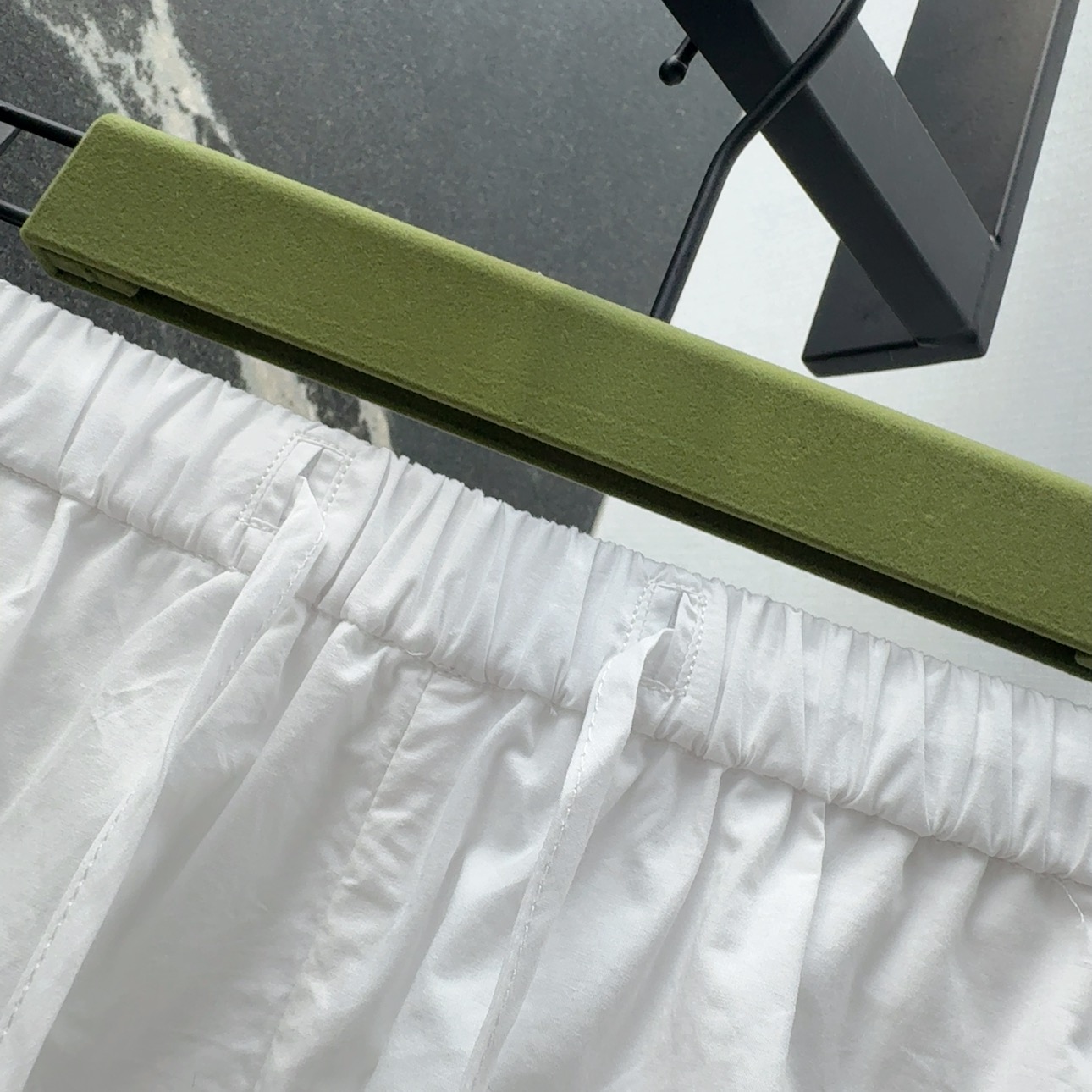 “Versatile Embroidered Shorts for Early Autumn: P644 G25SS Fashion Review” - 图片 4