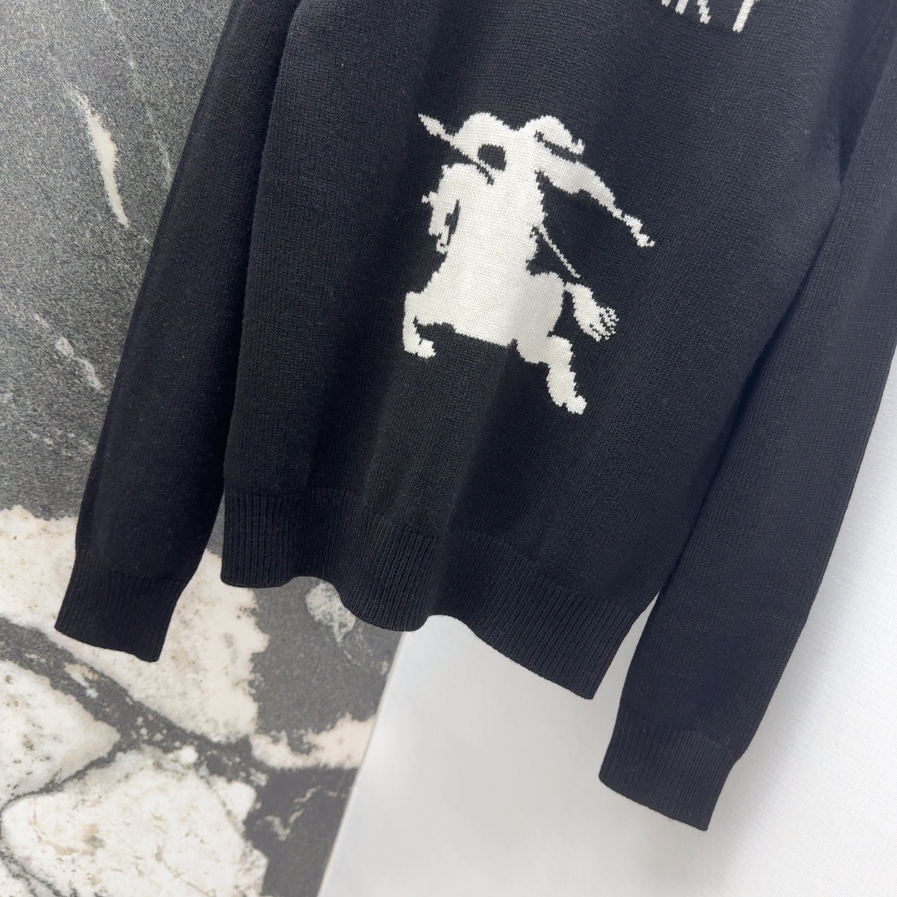 “Classic and Durable Feminine Outfits for Fall: P552 Bur 25SS Collection Overview” - 图片 6