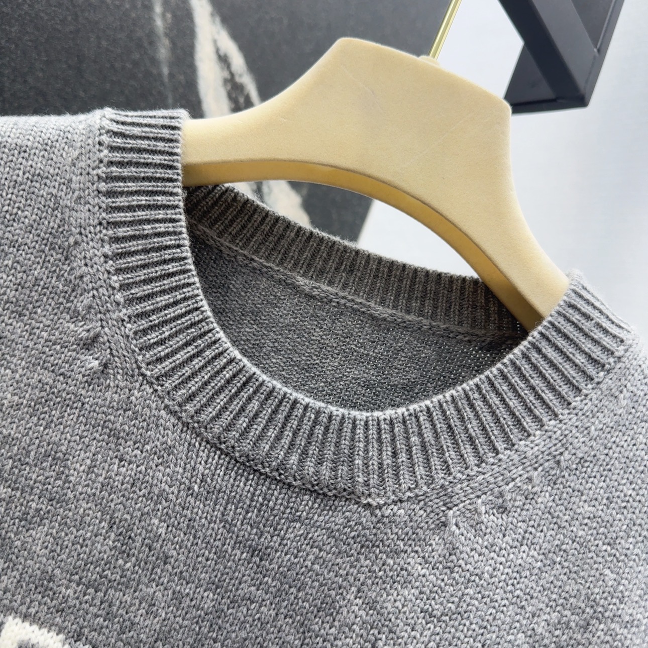 “Classic and Durable Feminine Outfits: P552’s Bur 25SS Fall Collection Highlights” - 图片 5