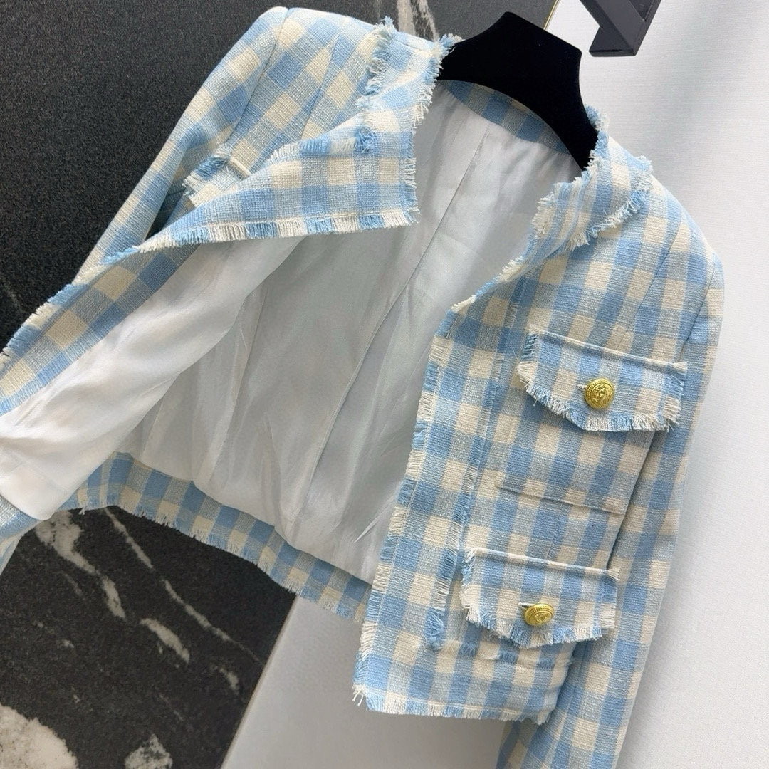 High-Quality, Elegant Fall/Winter Dress with Blue Bouquets and Coats – P816 Collection - 图片 7