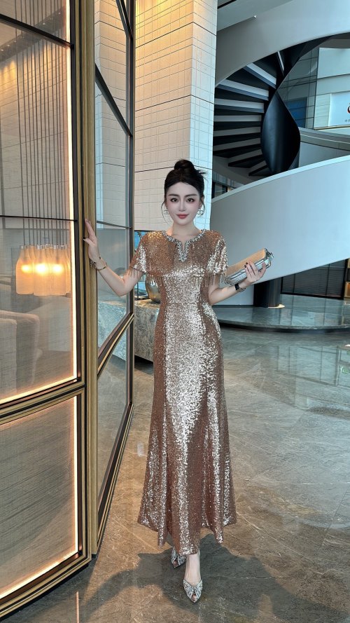 Elegant Sequin Fishtail Dress with V-Neck and Handmade Beaded Cape 1 Elegant Sequin Fishtail Dress with V-Neck and Handmade Beaded Cape