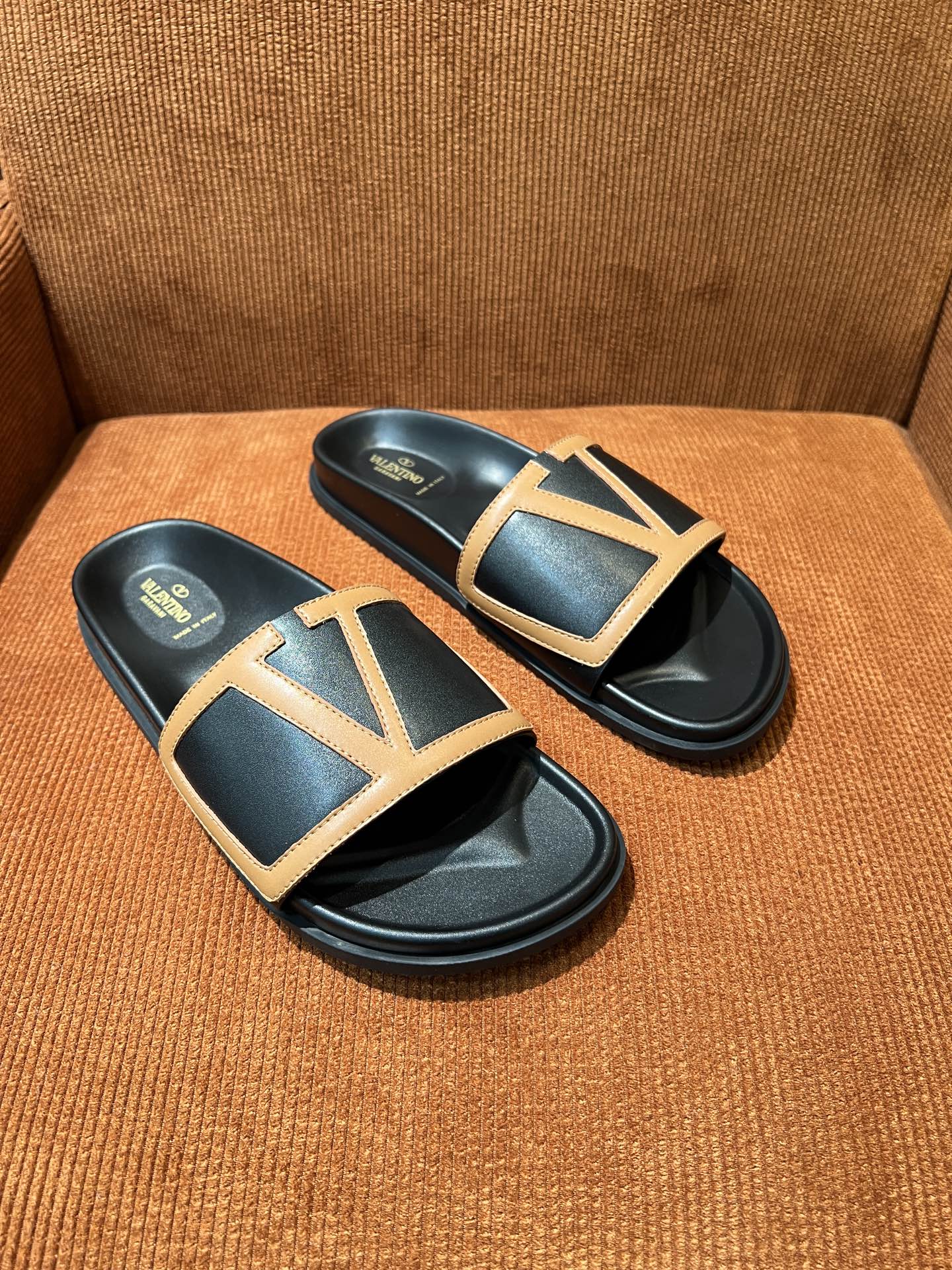 Valentino Men's Leather Sandals | Summer Style & Comfort - Sizes 39-44 3 i1745049616360 3179 0 1