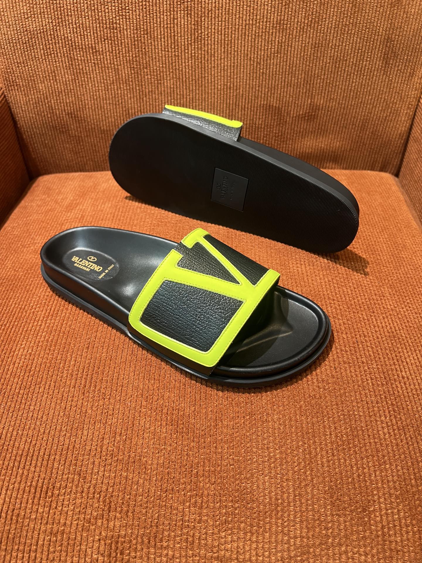 Valentino Garavani Men's Leather Slides with V Logo - Summer Essential 3 i1745049806783 6949 0 1