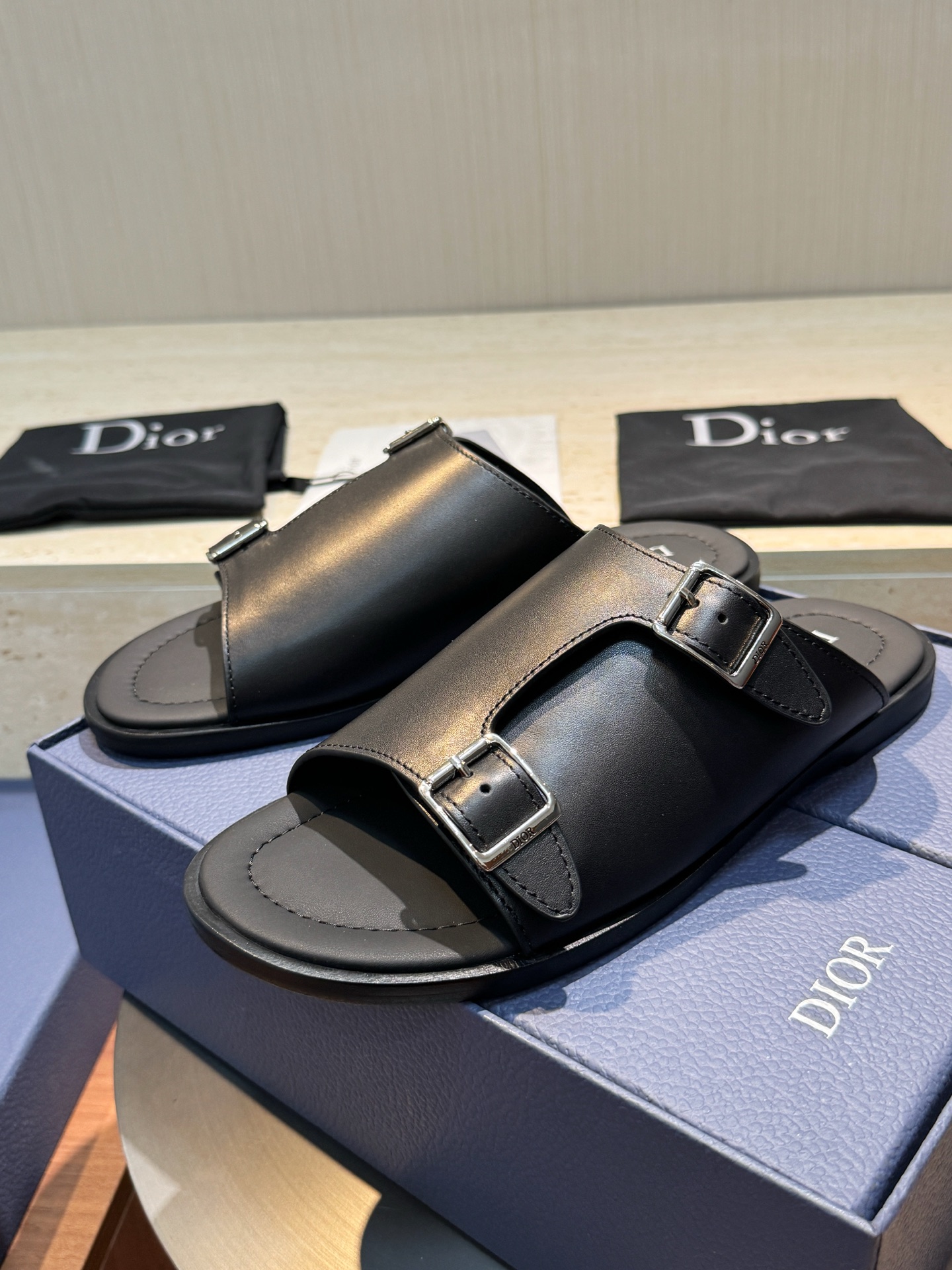 Dior Style Leather Men's Shoes Men's Shoes Men's Shoes detail image 6 from source 782268