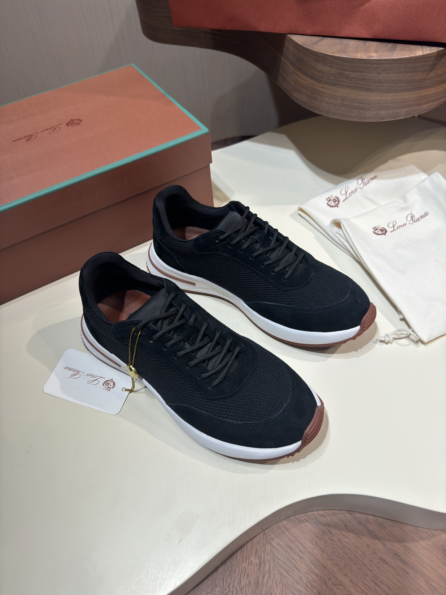 Loro Piana(男) Style Grey Leather Men's Shoes Lookbook Reference image 2