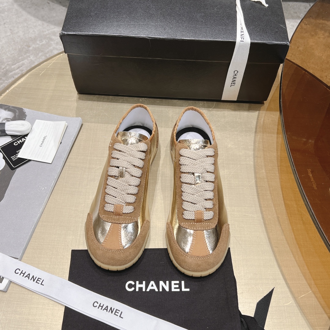 NO:483897,.24K C home full-length casual shoes/Forrest Gump shoes versatile artifact Fabric: original imported oil wax cowhide/metal leather + Niujing custom sheepskin sole original open mold beef tendon sole Brand metal small logo Size: Women's model 35-41 Color four colors, casual shoes/sports shoes, chanel, sneakers, cowhide, sheepskin19860909.24K C家全皮休闲鞋/阿甘鞋 百搭神器 面料:原版进口油蜡牛皮/金属皮+牛京 内里定制羊皮里 鞋底原版开模牛筋底 品牌金属小logo Size : 女款35-41 颜色四色,休闲鞋/运动鞋,chanel,sneakers,cowhide,sheepskin,Women's Shoes