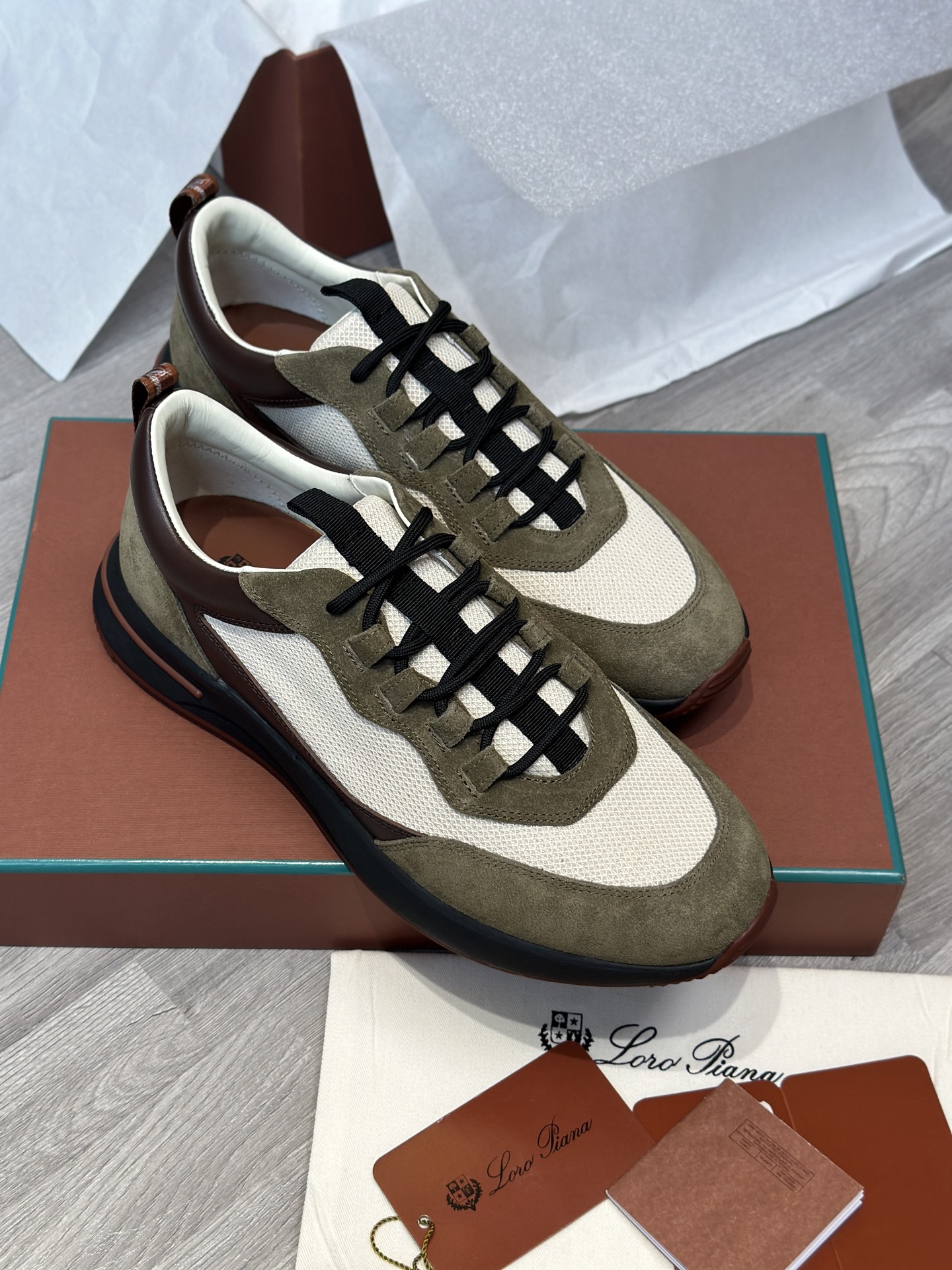NO:898211,badge color,19860909徽章色,,Men's shoes