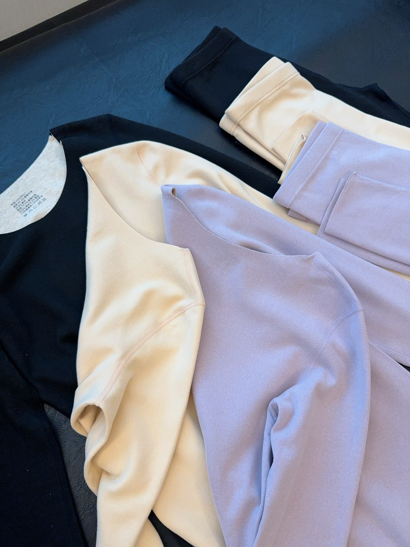 Women’s Seamless Cashmere & Mulberry Silk Thermal Underwear Set - Comprehensive 8