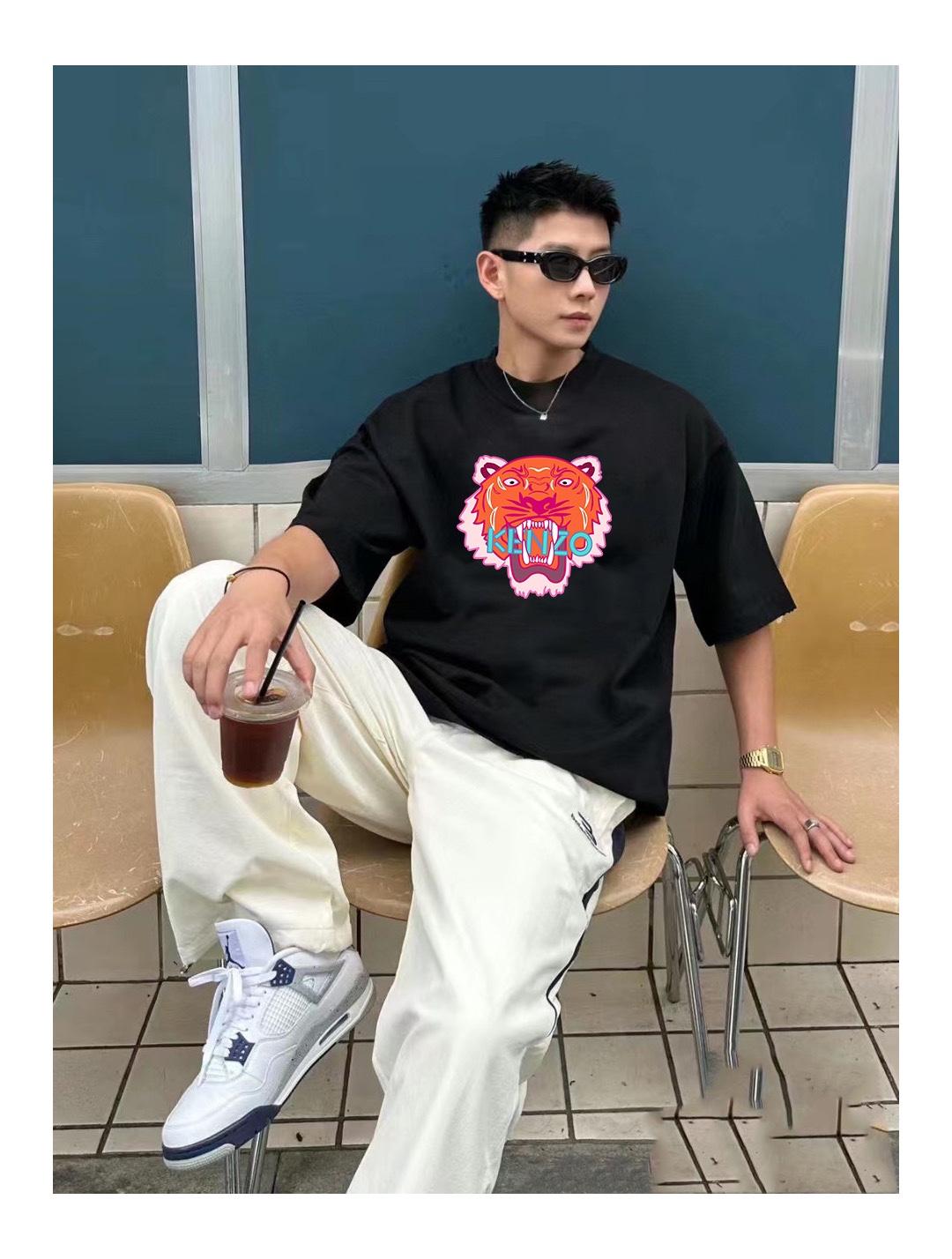 NO:126108,Can wear 240 catties, size M-6XL Tiger Head KENZO Original single quality, shoulder-drop style!  The latest 2025 men's round neck short-sleeved T-shirt with high-end printed workmanship!  Selected counters to customize top imported fabrics, all details are perfectly 1-to-1 reproduction, restore the authenticity 100% original hardware, high-end customized auxiliary materials, original factory original standard, excellent upper body effect!  ,T-shirt,tees,t-shirt,alexander wang19860909可穿240斤 码数M-6XL 老虎头KENZO 原单品质 落肩款！2025最新款 男装圆领短袖T恤 高级印花做工！精选专柜订制顶级进口面料 所有细节做工完美1比1复刻 还原正品百分百 原版五金 高端订制辅料 原厂原标 上身效果超赞！,,T-shirt,tees，t-shirt,alexander wang,Men's clothing