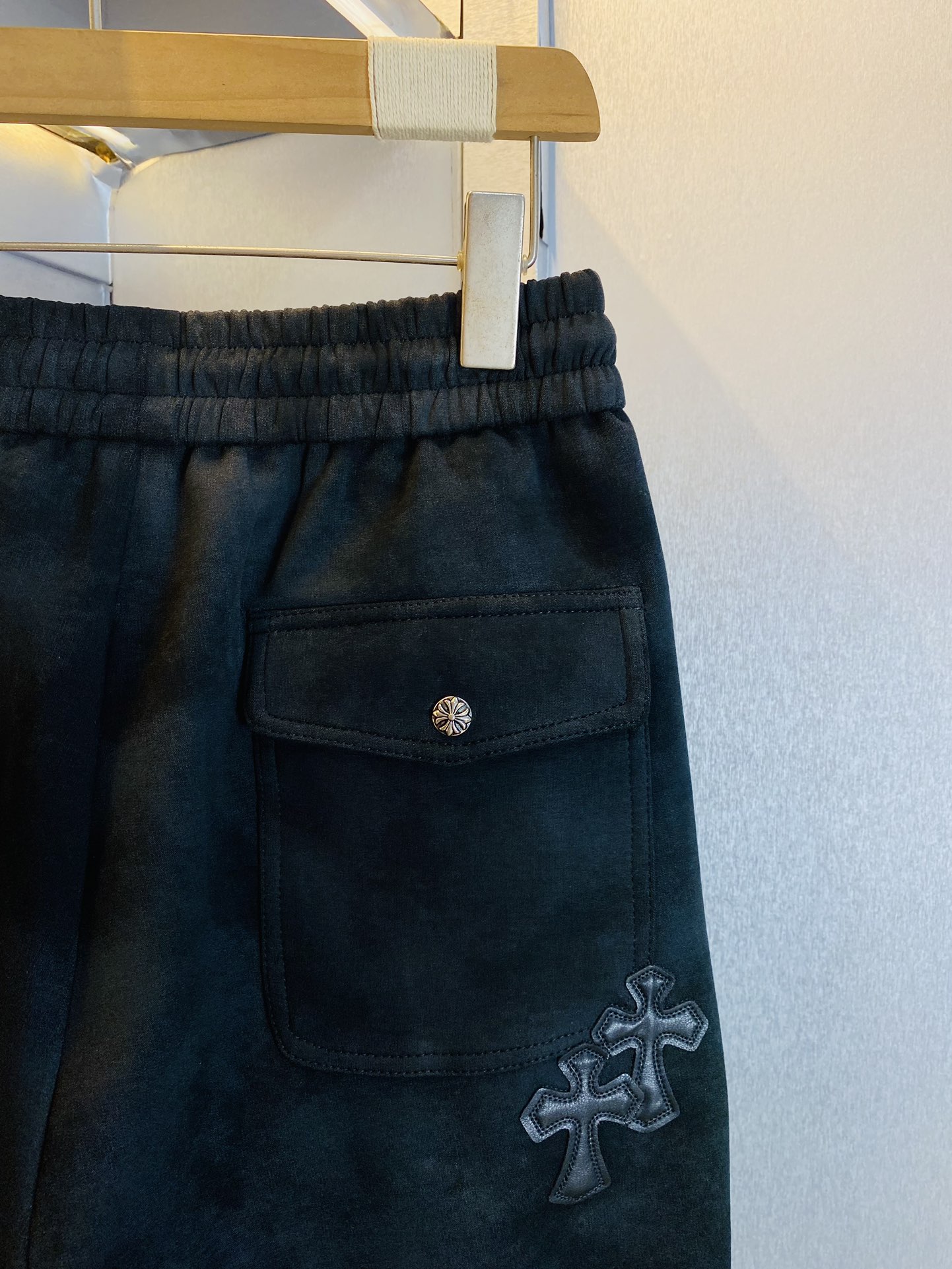 ！  官网原单货 可穿200斤🔥克罗心ChromeHearts 简约时尚 秋冬款休闲裤长裤👖身穿着非常舒
