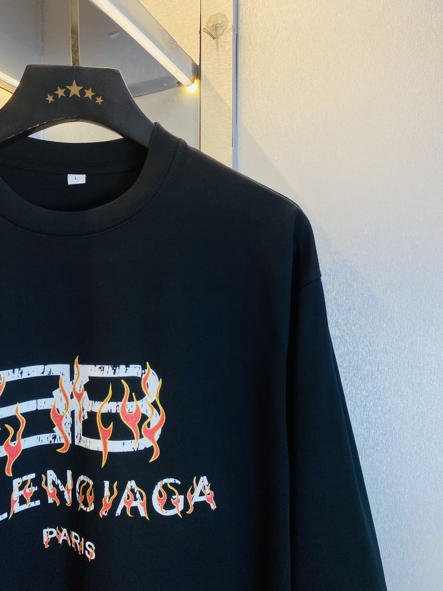 ！  🔥穿220斤 胖子福音 💞巴黎世家Balenciaga 原单品质情侣款 最新款 加厚长袖卫衣款打底