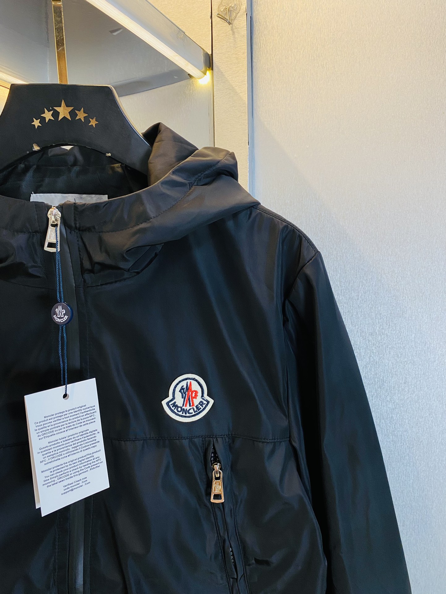 官网原单货可穿200斤蒙口Moncler2024秋款！新款外套夹克三标齐全带洗水唛高版本高品质原版面料网