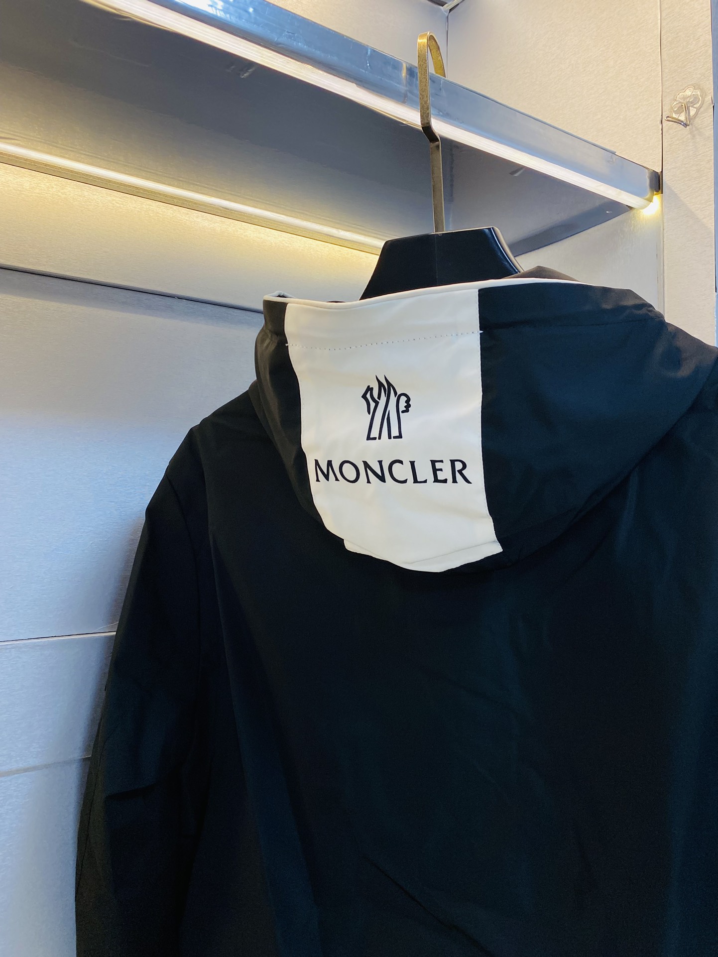 官网原单货可穿200斤蒙口Moncler2024秋款！新款外套夹克三标齐全带洗水唛高版本高品质原版面料网