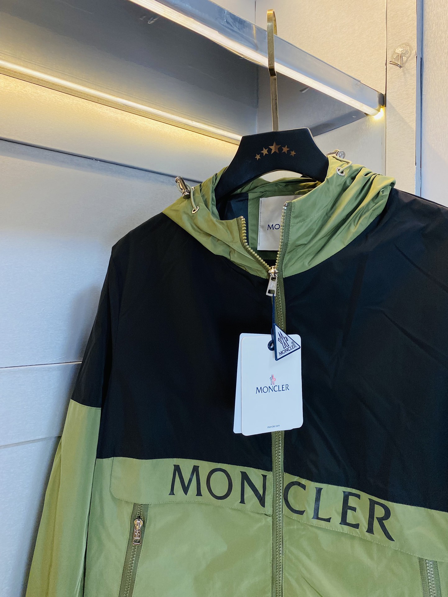 官网原单货可穿200斤蒙口Moncler2024秋款！新款外套夹克三标齐全带洗水唛高版本高品质原版面料网