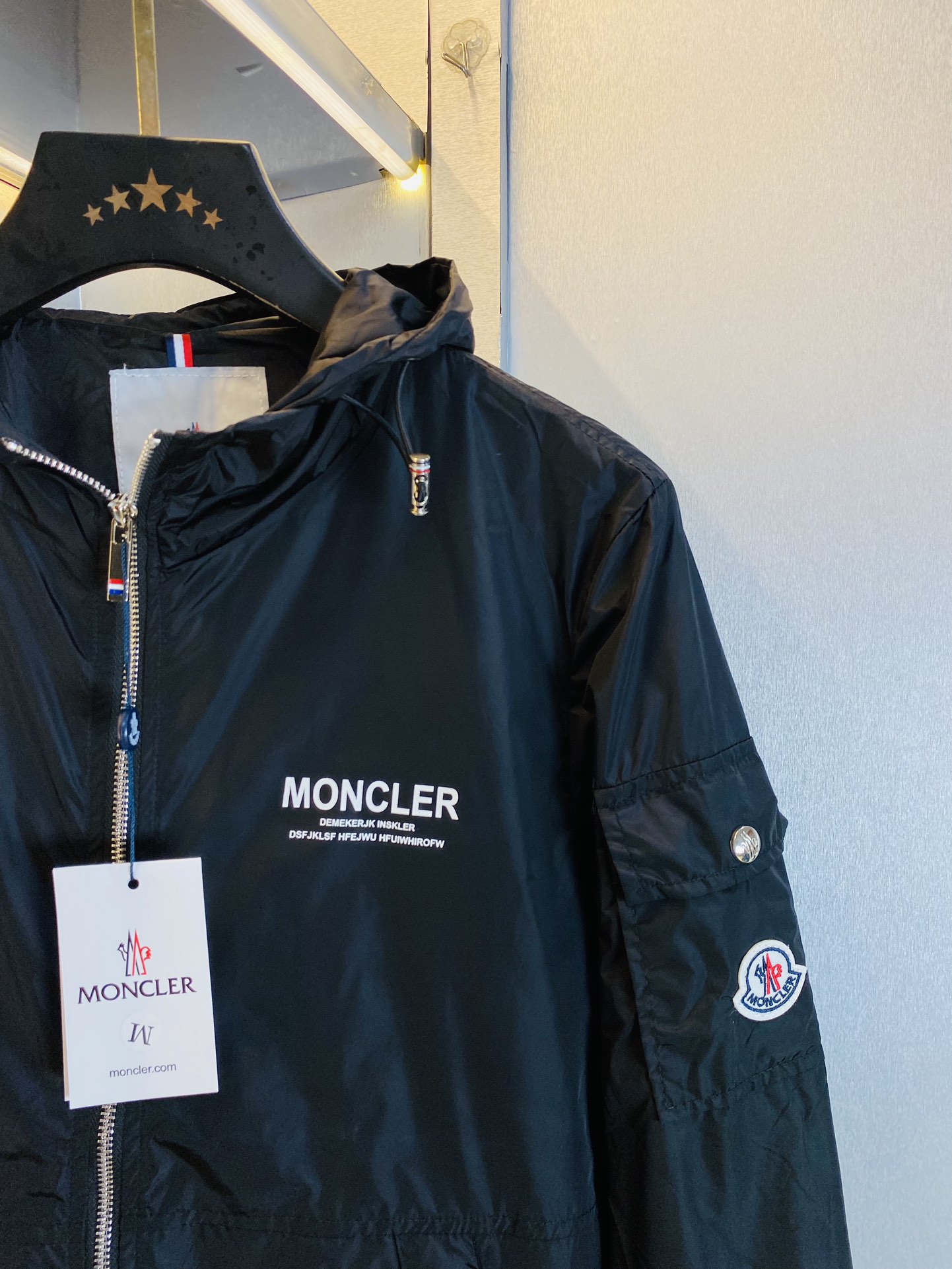 官网原单货可穿200斤蒙口Moncler2024秋款！新款外套夹克三标齐全带洗水唛高版本高品质原版面料网