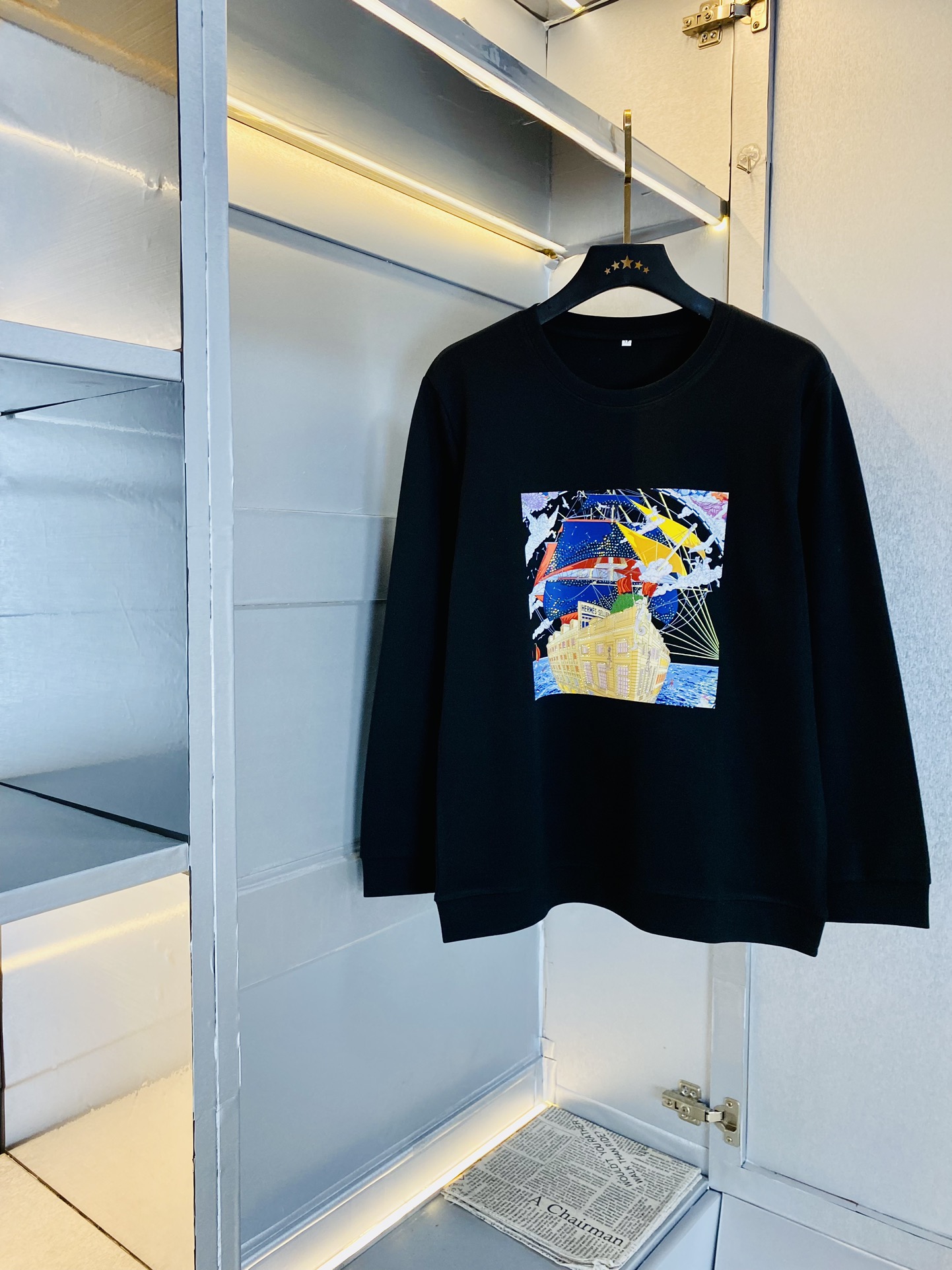 NO:600946,The official website model can be worn by fat people weighing 200 pounds. Hermes original order quality and complete three standards. The latest 2025 clothing men's sweatshirts and T-shirts. Selected counters to customize top-grade double mercerized cotton imported fabrics. All details are perfectly made and reproduced 1:1 to restore 100% authenticity. Original hardware. High-end customized accessories. Original factory original labels. The upper body effect is amazing!  Size: M-4XL,,hermes,hermes,hoodie,sweatshirts,tees,t-shirt,alexander wang19860909官网款可穿200斤胖子福音 爱马仕Hermes 原单品质 三标齐全 2025最新款 衣服男装卫衣T恤 精选专柜订制顶级双丝光棉进口面料 所有细节做工完美1比1复刻 还原正品百分百 原版五金 高端订制辅料 原厂原标 上身效果超赞！码数:M-4XL,,hermes,hermes,hoodie,sweatshirts,tees，t-shirt,alexander wang,Men's clothing