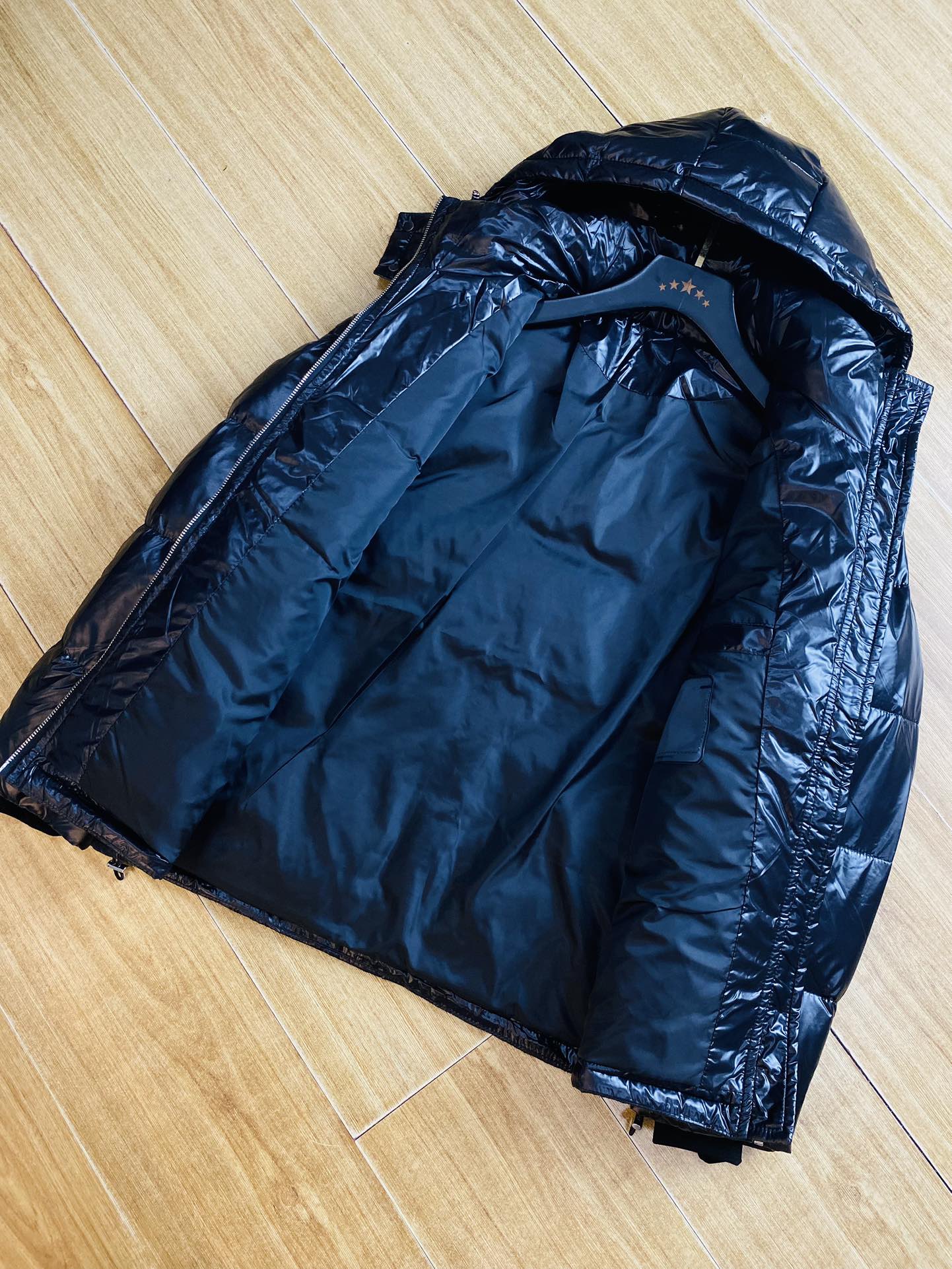 官网原单货可穿200斤蒙口Moncler2024冬款！新款加厚款羽绒服90绒高版本高品质原版面料网红明星