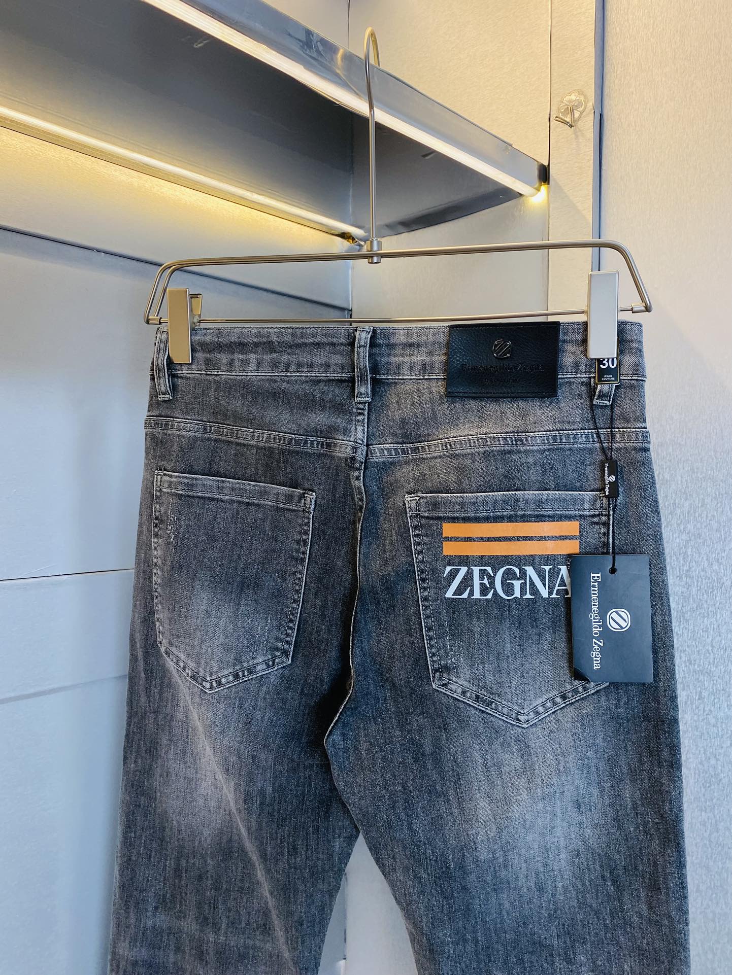 ！  原单货 可穿200斤🔥杰尼亚ZEGNA  冬款新款专柜同步有售，时尚休闲裤直筒牛仔裤弹力牛仔裤，进