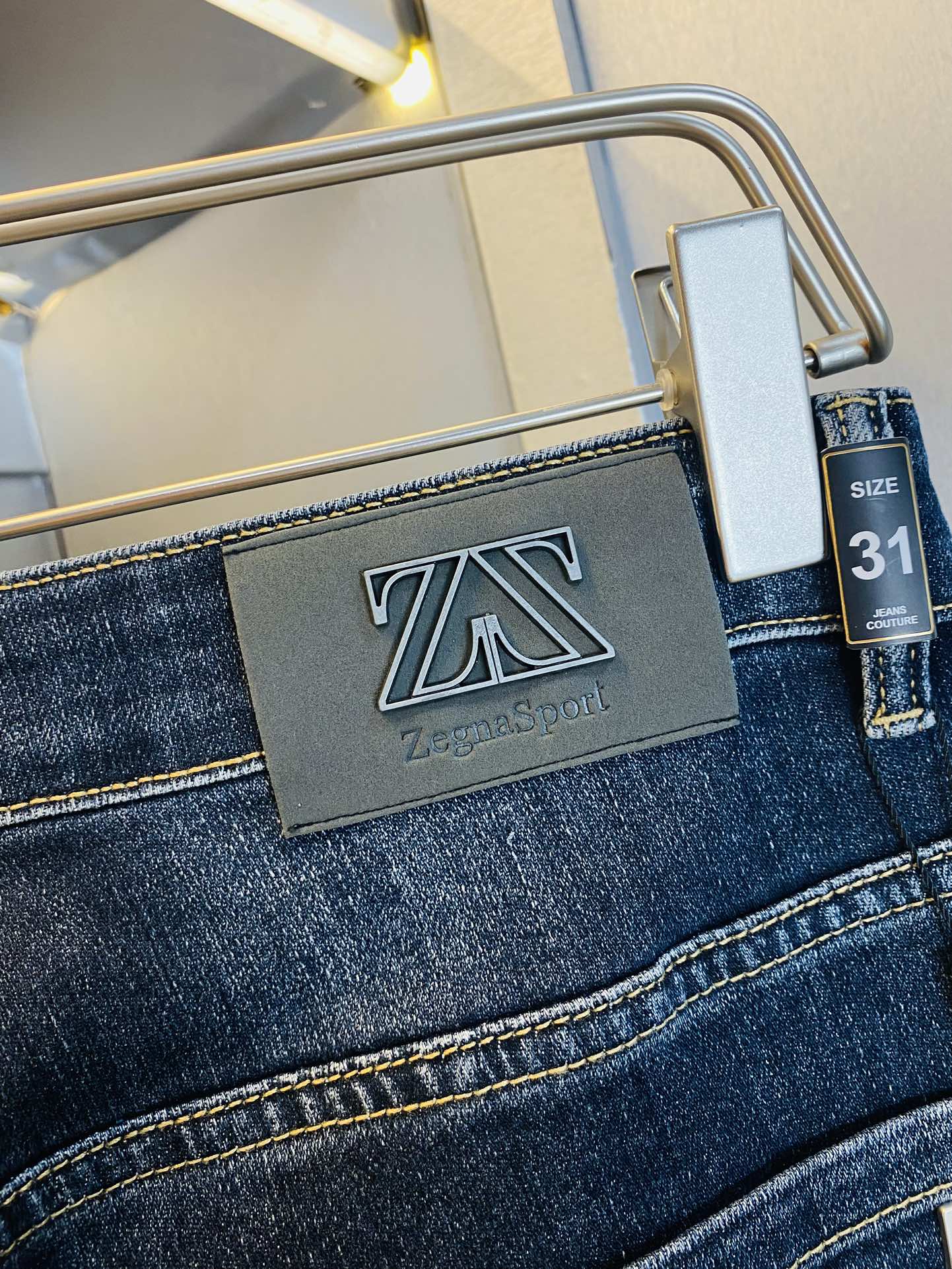 ！  原单货 可穿200斤🔥杰尼亚ZEGNA  冬款新款专柜同步有售，时尚休闲裤直筒牛仔裤弹力牛仔裤，进