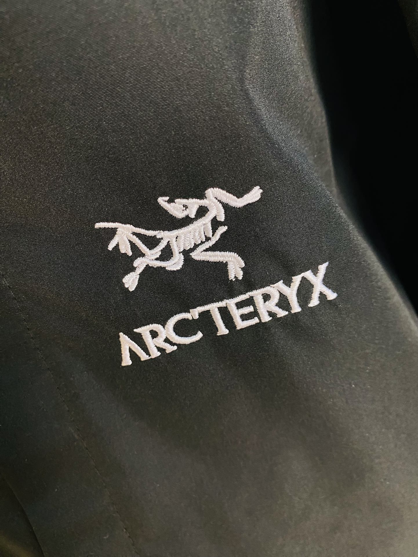 官网原单货可穿200斤始祖鸟Arcteryx2024冬款！新款加厚款羽绒服90绒高版本高品质原版面料网红