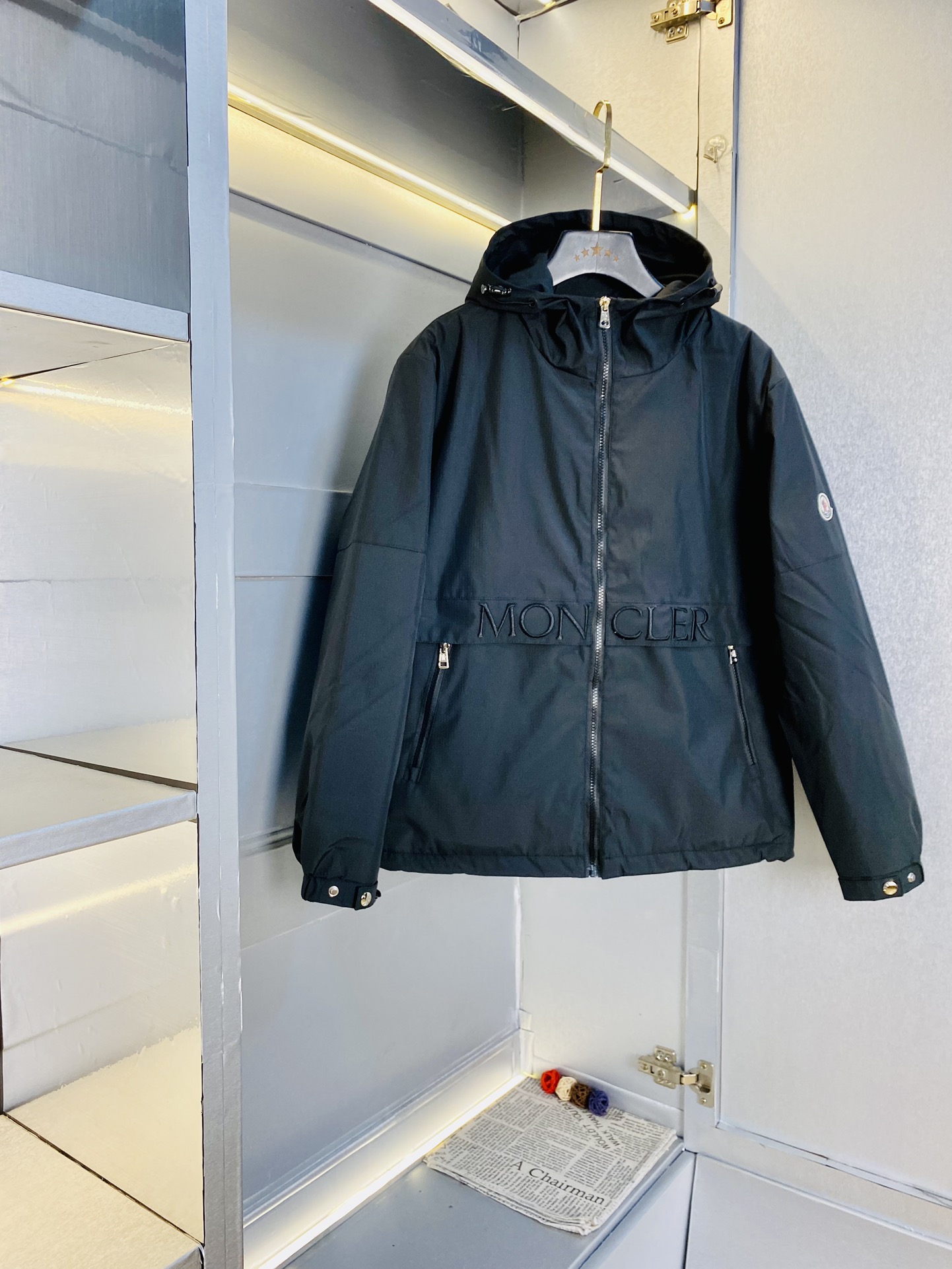 NO:116407,The original order of the official website can wear 200 catties masked Moncler 2025 winter style!  New cotton coat coat cotton coat jacket jacket high version high quality original fabric internet celebrity star model Customized hardware accessories very comfortable feeling Super versatile and beautiful jacket Non-market ordinary version casual comparison absolutely guaranteed quality Color picture color Size M-3XL, christian louboutin, Moncler, jackets & coats, jackets & coats, alexander wang19860909官网原单货 可穿200斤蒙口Moncler 2025冬款！新款棉衣外套棉服外套夹克 高版本高品质 原版面料网红明星同款 开模定制五金辅料 感非常舒服 超级百搭好看的一款外套 非市场普通版本 随意对比 品质绝对保证 颜色图色 尺码M-3XL,,christian louboutin,Moncler,jackets & coats,jackets & coats,alexander wang,Men's clothing