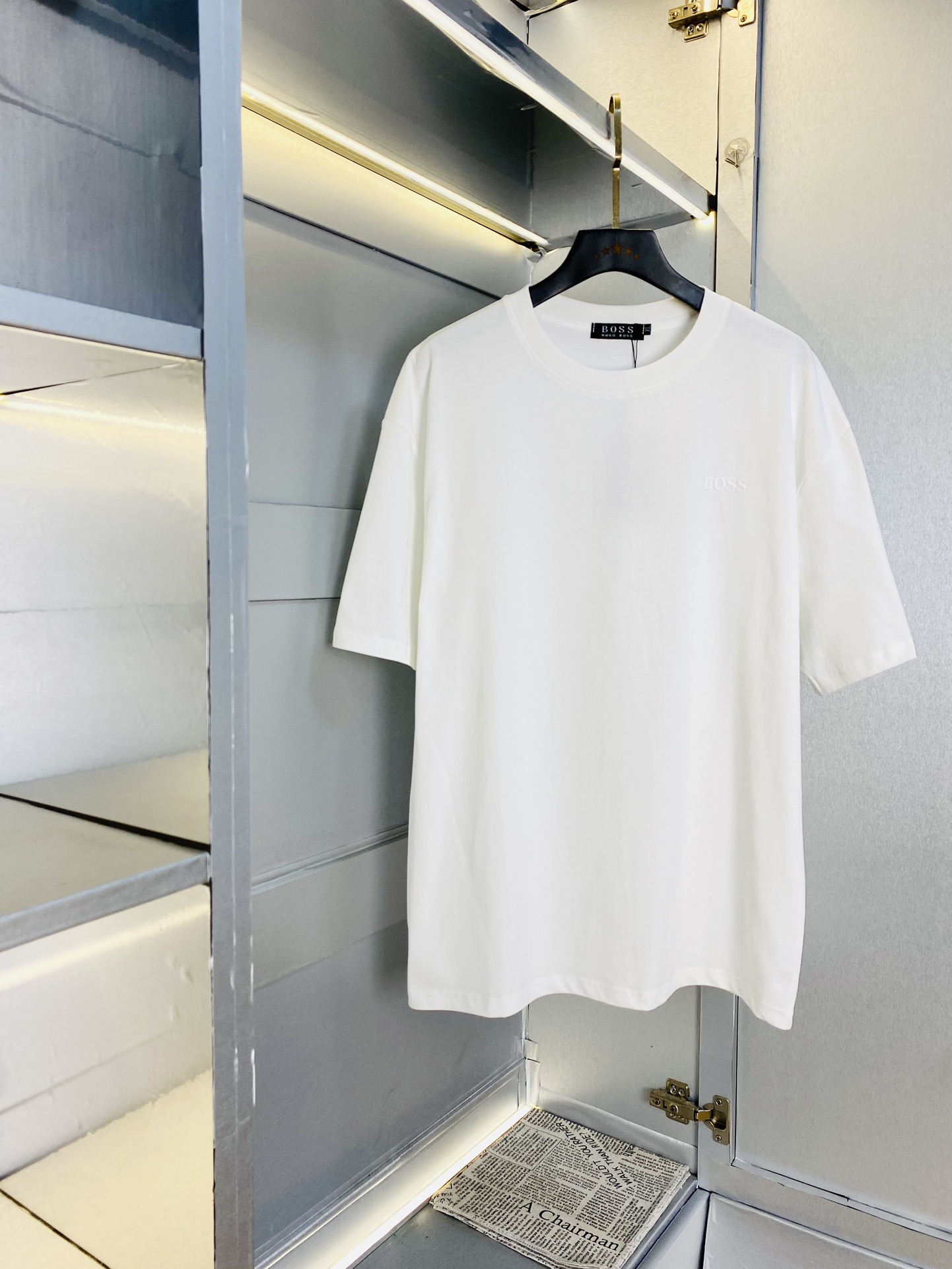 NO:119634,Wearable 220 catties Couple model Hugo Boss Original quality Latest style Men's short-sleeved T-shirt High-end printed workmanship!  Selected counter custom-made pure cotton imported fabrics, all details are perfectly 1 to 1 replica, restore the authenticity 100% original hardware, high-end customized auxiliary materials, original factory original standard, excellent upper body effect!  S-XL (170/140 catties wear S), T-shirt,tees,t-shirt,alexander wang19860909可穿220斤 情侣款 雨果博斯Boss 原单品质 最新款 男装短袖T恤 高级印花做工！精选专柜订制纯棉进口面料 所有细节做工完美1比1复刻 还原正品百分百 原版五金 高端订制辅料 原厂原标 上身效果超赞！码数S-XL（170/140斤穿S）,,T-shirt,tees，t-shirt,alexander wang,Men's clothing