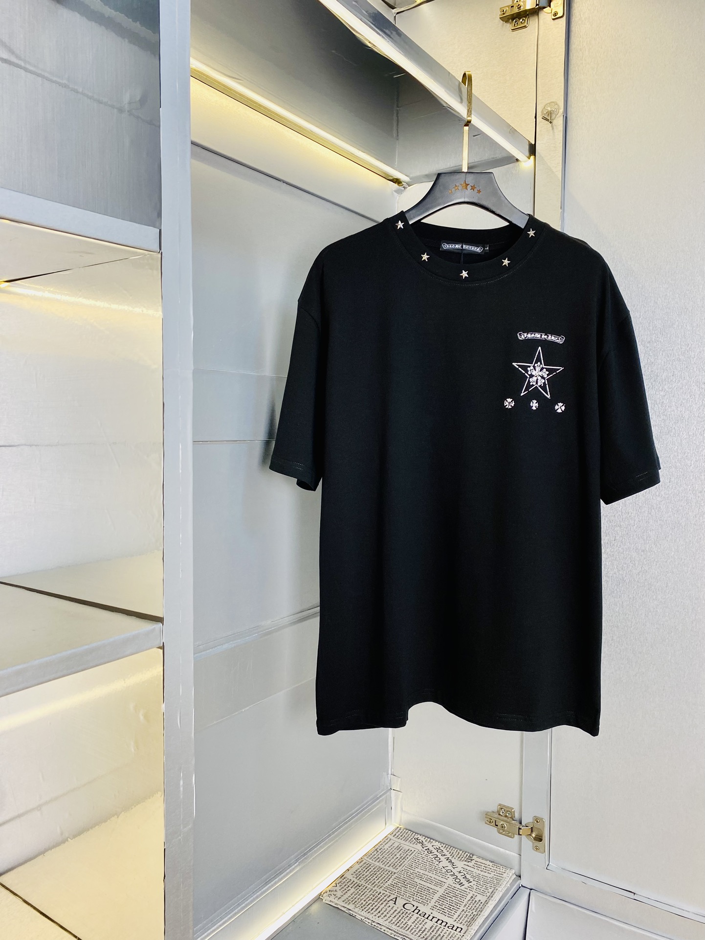 NO:472601,220 catties couple style Cross Chrome Hearts Original quality 2025 latest men's short-sleeved T-shirt with high-end printed workmanship!  Selected counter custom-made pure cotton imported fabrics, all details are perfectly 1 to 1 replica, restore the authenticity 100% original hardware, high-end customized auxiliary materials, original factory original standard, excellent upper body effect!  S-XL (170/140 catties wear S), chrome hearts, chrome hearts, T-shirt, tees, t-shirt, alexander wang19860909可穿220斤 情侣款 克罗心Chrome Hearts 原单品质 2025最新款 男装短袖T恤 高级印花做工！精选专柜订制纯棉进口面料 所有细节做工完美1比1复刻 还原正品百分百 原版五金 高端订制辅料 原厂原标 上身效果超赞！码数S-XL（170/140斤穿S）,,chrome hearts,chrome hearts,T-shirt,tees，t-shirt,alexander wang,Men's clothing