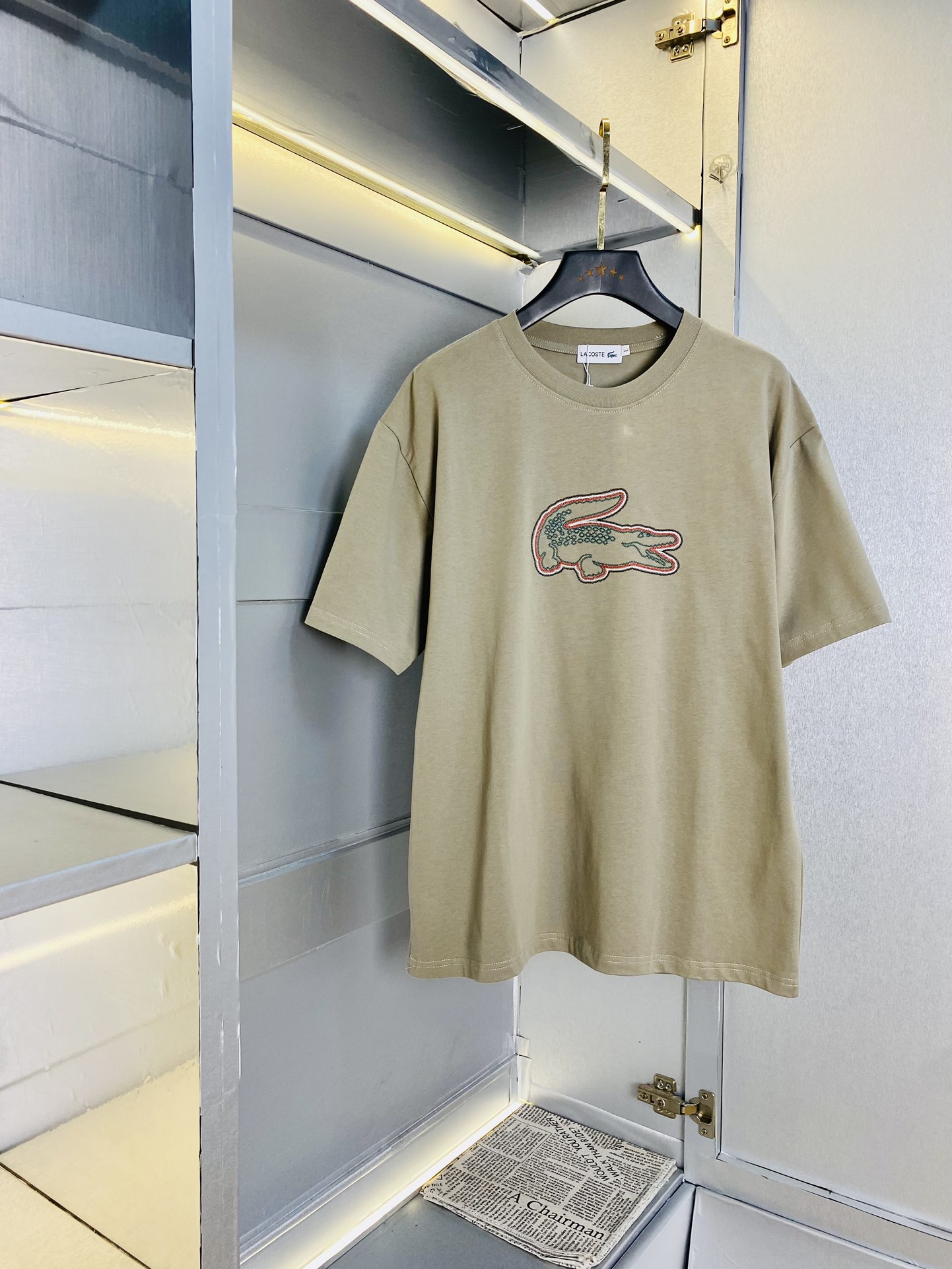 NO:119640,Wearable 220 catties Couple model Crocodile Lacoste Original quality Latest style Men's short-sleeved T-shirt High-end printed workmanship!  Selected counter custom-made pure cotton imported fabrics, all details are perfectly 1 to 1 replica, restore the authenticity 100% original hardware, high-end customized auxiliary materials, original factory original standard, excellent upper body effect!  S-XL (170/140 catties wear S), T-shirt,tees,t-shirt,alexander wang19860909可穿220斤 情侣款 鳄鱼Lacoste 原单品质 最新款 男装短袖T恤 高级印花做工！精选专柜订制纯棉进口面料 所有细节做工完美1比1复刻 还原正品百分百 原版五金 高端订制辅料 原厂原标 上身效果超赞！码数S-XL（170/140斤穿S）,,T-shirt,tees，t-shirt,alexander wang,Men's clothing