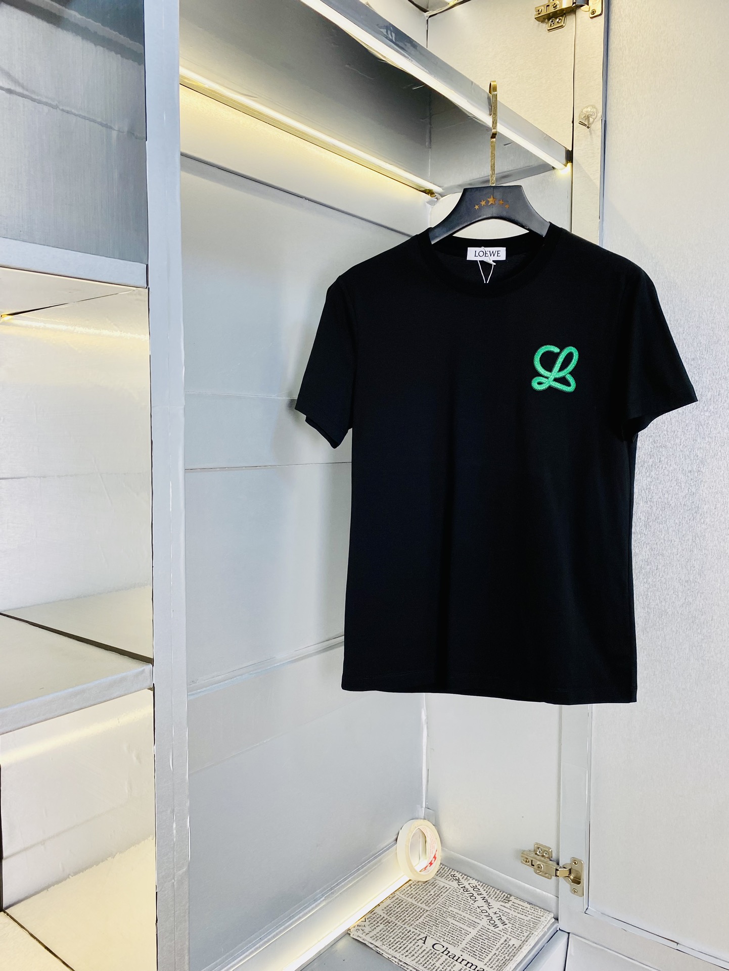NO:122831,200 catties of wearable Luo Yiwei LOEWE Original single quality Latest short sleeves Selected counter custom-made top double mercerized cotton imported fabrics All details are perfectly 1 to 1 replicate, restore the authentic 100% original hardware High-end custom auxiliary materials Original factory original standard The upper body effect is excellent Number of codes M-4XL,,loewe,loewe,T-shirt,alexander wang19860909可穿200斤 罗意威LOEWE 原单品质 最新款短袖 精选专柜订制顶级双丝光棉进口面料 所有细节做工完美1比1复刻 还原正品百分百 原版五金 高端订制辅料 原厂原标 上身效果超赞 码数 M-4XL,,loewe,loewe,T-shirt,alexander wang,Men's clothing