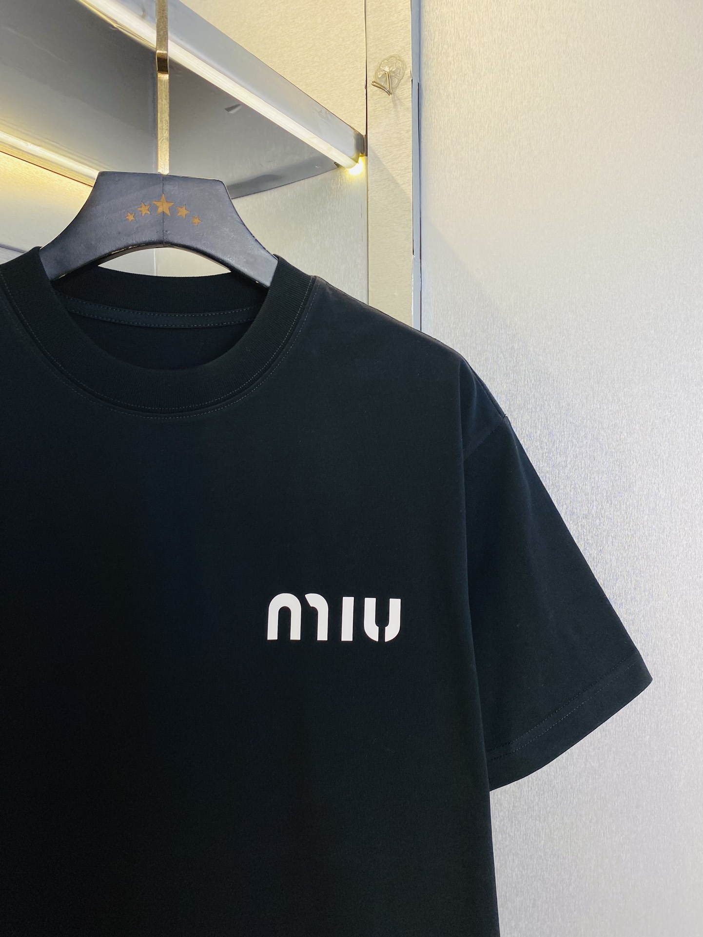 ！ 🔥穿210斤 胖子福音 情侣装💞缪缪MiuMiu 原单品质 2025最新款 男装短袖T恤 精选专柜订