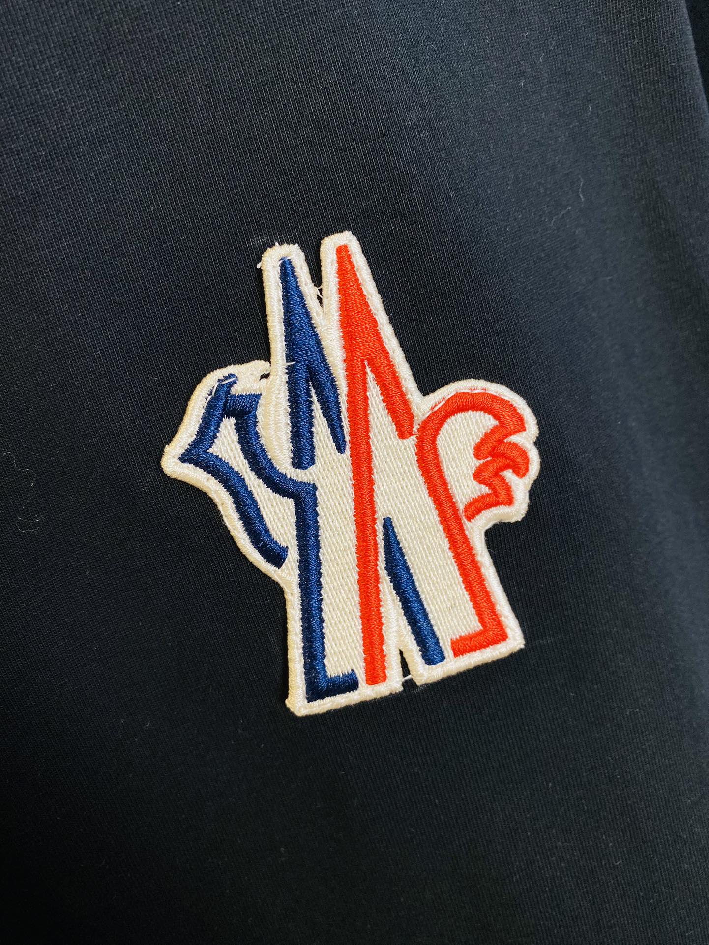 ！ 🔥穿210斤 胖子福音 情侣装💞蒙口Moncler 原单品质 2025最新款 男装短袖T恤 精选专柜