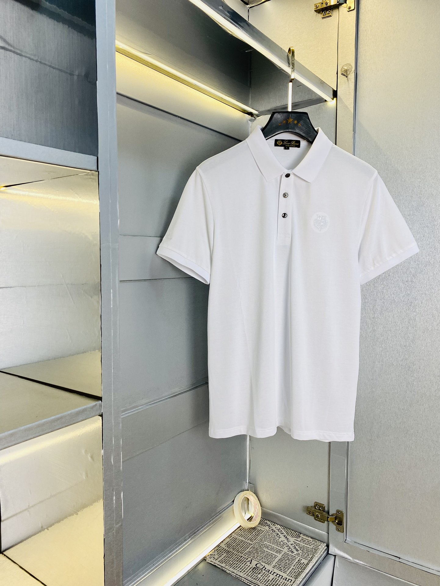 NO:424516,Wearable pound LP Original single quality Latest clothes Short-sleeved lapel Short-sleeved Polo Selected counter customized top-grade imported mercerized cotton fabrics All details are perfectly 1 to 1 replicate, restore the authentic 100% original hardware High-end custom auxiliary materials Original original mark Excellent upper body effect Number M-4XL,,loro piana,T-shirt,alexander wang19860909可穿斤 LP 原单品质 最新款衣服 短袖翻领短袖Polo 精选专柜订制顶级朱地丝光棉进口面料 所有细节做工完美1比1复刻 还原正品百分百 原版五金 高端订制辅料 原厂原标 上身效果超赞 码数 M-4XL,,loro piana,T-shirt,alexander wang,Men's clothing