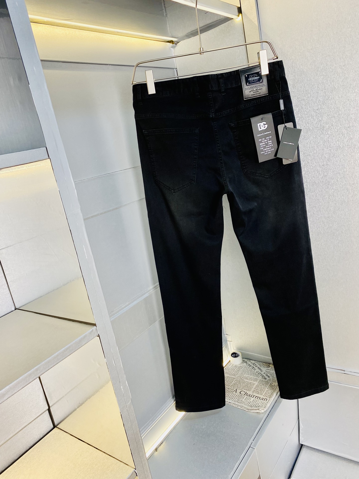 NO:122843,Original single product, 220 kilograms of fat man gospel Dolce & Gabbana DG. The new early spring model is available at the same time for sale in the counter, fashionable casual pants and elastic jeans, imported original fabric, comfortable and breathable upper body, top craft hardware accessories. The grade is extremely high, the style is super positive, and the upper body is fashionable and stylish!  A must-have item in the closet!  Size 29-40 (35), Dolce & Gabbana, Dolce & Gabbana, jeans, alexander wang19860909原单货 可穿220斤胖子福音杜嘉班纳DG 新款早春款专柜同步有售,时尚休闲裤弹力牛仔裤,进口原版面料,上身舒适透气,顶级工艺五金配饰.档次极高,版型超正,上身时尚有型！衣橱必备单品！尺码29-40（有35）,,Dolce&Gabbana,Dolce&Gabbana,jeans,alexander wang,Men's clothing