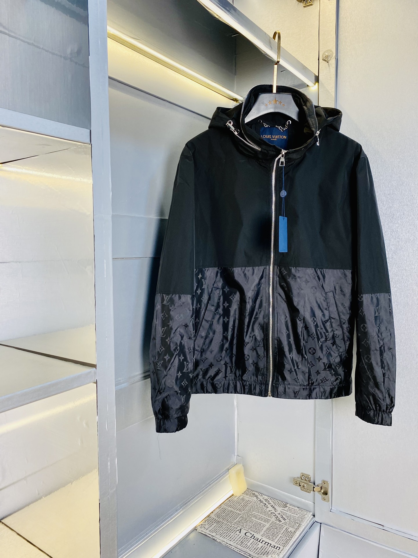 NO:119621,The original order of the official website can wear 190 catties Louis Vuitton Lv early spring model!  New jacket, high-quality, original fabric, internet celebrity, same style, custom hardware and accessories for opening molds, very comfortable, super versatile, beautiful jacket, non-market, ordinary version, random comparison, absolutely guaranteed quality, color, size M-3XL,,louis vuitton,louis vuitton,jackets & coats,jackets & coats,alexander wang19860909官网原单货 可穿190斤路易威登Lv 早春款！新款外套夹克 高版本高品质 原版面料网红明星同款 开模定制五金辅料 感非常舒服 超级百搭好看的一款外套 非市场普通版本 随意对比 品质绝对保证 颜色图色 尺码M-3XL,,louis vuitton,louis vuitton,jackets & coats,jackets & coats,alexander wang,Men's clothing