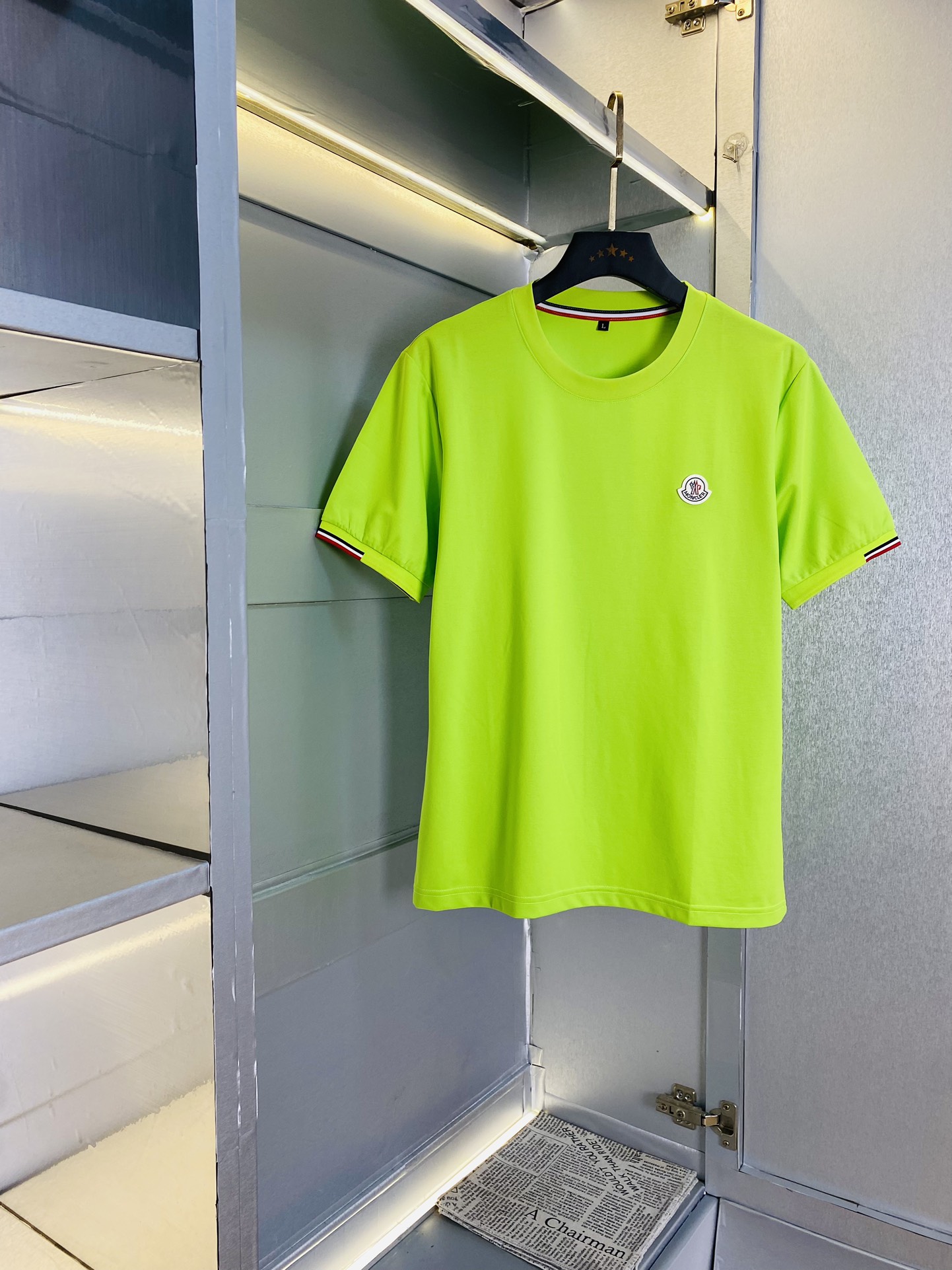 NO:119652,190 catties of masked Moncler Original single quality Latest short sleeves Selected counter custom-made top double mercerized cotton imported fabrics All details are perfectly 1 to 1 replicate, restore the authentic 100% original hardware High-end custom auxiliary materials Original factory original standard The upper body effect is excellent Number of codes M-3XL,,christian louboutin,Moncler,T-shirt,alexander wang19860909可穿190斤 蒙口Moncler 原单品质 最新款短袖 精选专柜订制顶级双丝光棉进口面料 所有细节做工完美1比1复刻 还原正品百分百 原版五金 高端订制辅料 原厂原标 上身效果超赞 码数 M-3XL,,christian louboutin,Moncler,T-shirt,alexander wang,Men's clothing