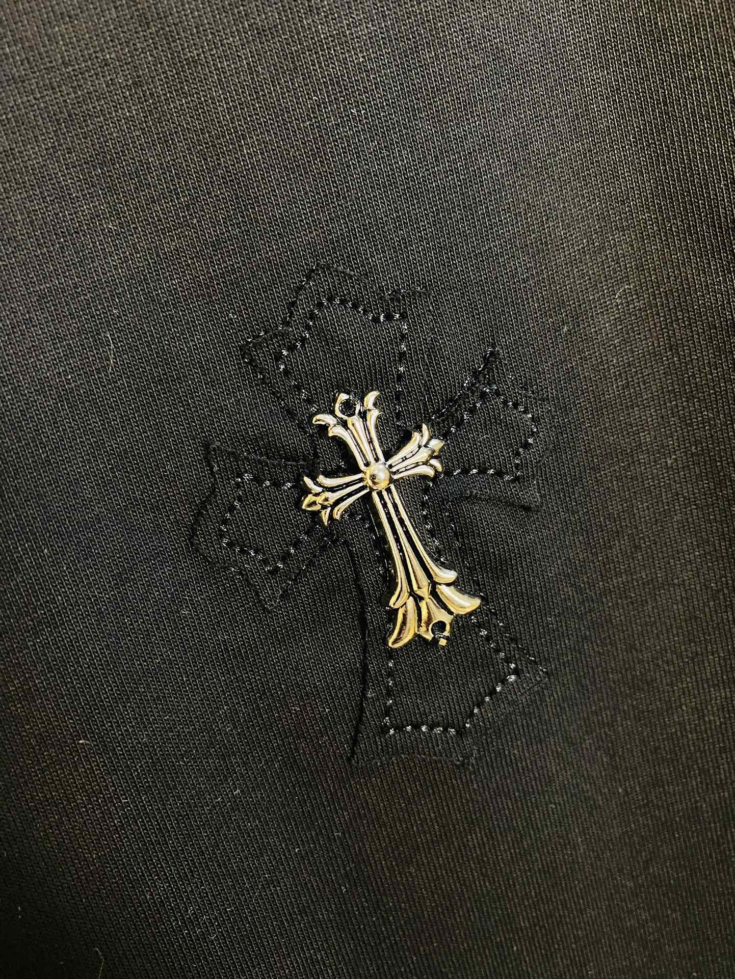 P180 可穿220斤 情侣款💞 克罗心ChromeHearts 原单品质 2025最新款 男装短袖T恤 高级印花做工！精选专柜订制纯棉进口面料 所有细节做工完美1比1复刻 还原正品百分百 原版五金 高端订制辅料 原厂原标 上身效果超赞！码数：S-XL （170/140斤穿S） 