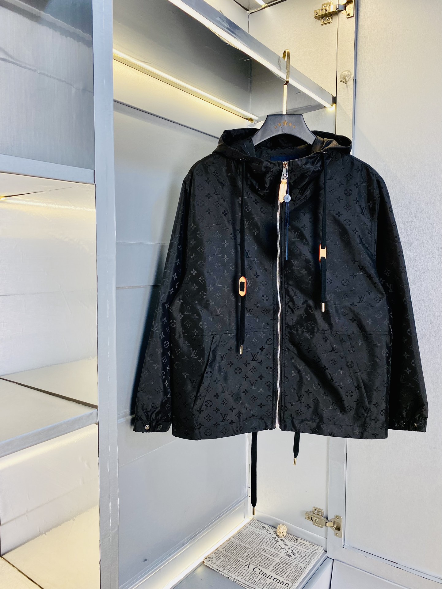 NO:129563,The original order of the official website can wear 190 catties Louis Vuitton Lv spring style!  New jacket jacket windbreaker, high-quality, original fabric, same style as internet celebrity, mold opening custom hardware accessories, very comfortable, super versatile, beautiful jacket, non-market, ordinary version, random comparison, absolutely guaranteed quality, color, size M-3XL,,louis vuitton,louis vuitton,jackets & coats,jackets & coats,alexander wang19860909官网原单货 可穿190斤路易威登Lv 春款！新款外套夹克防风衣 高版本高品质 原版面料网红明星同款 开模定制五金辅料 感非常舒服 超级百搭好看的一款外套 非市场普通版本 随意对比 品质绝对保证 颜色图色 尺码M-3XL,,louis vuitton,louis vuitton,jackets & coats,jackets & coats,alexander wang,Men's clothing