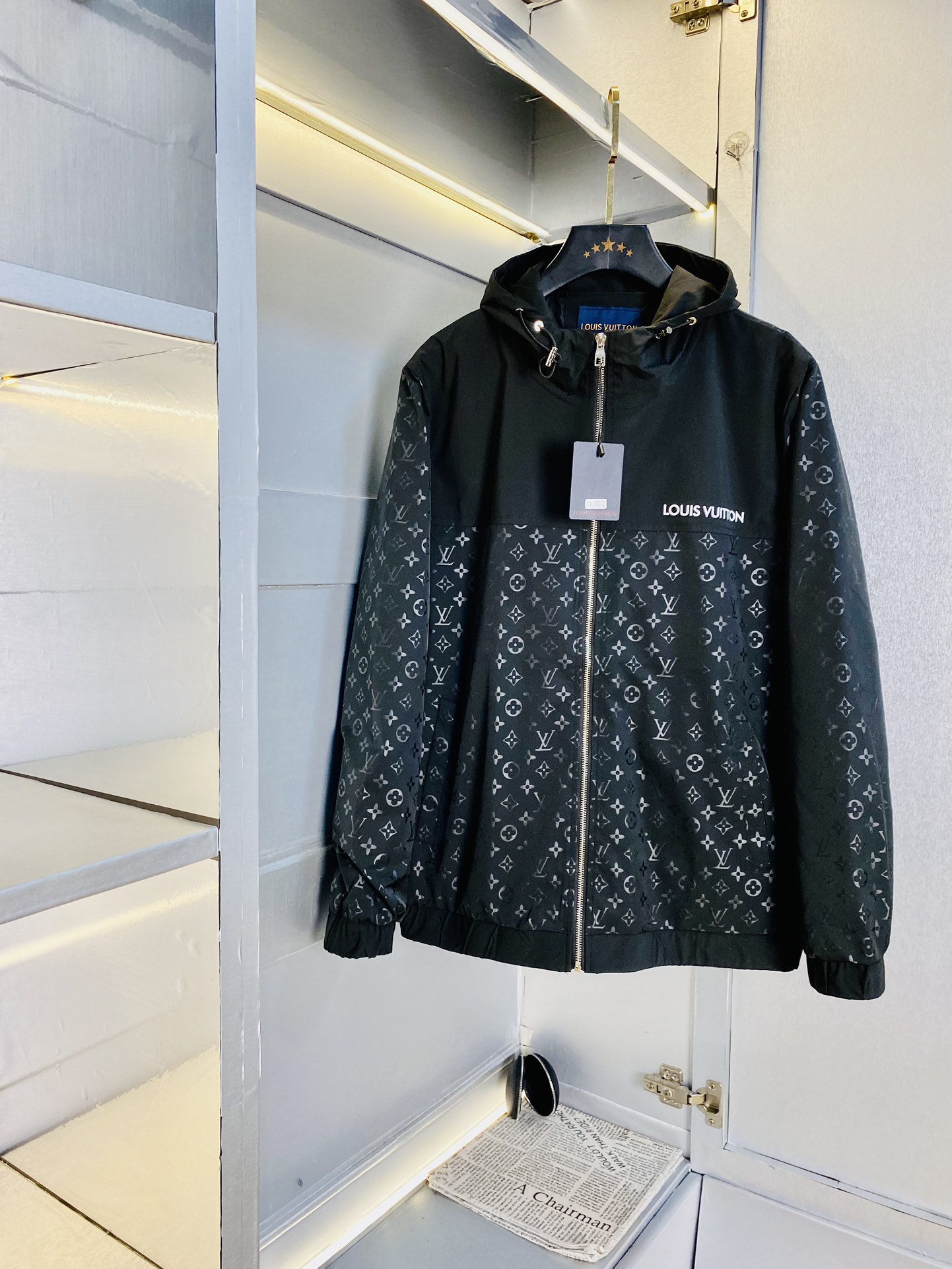 NO:130978,The original order of the official website can wear 190 catties Louis Vuitton Lv 2025 early spring model!  New leather jacket leather jacket jacket high version high quality original fabric internet celebrity celebrity model opening mold custom hardware accessories very comfortable super versatile jacket non-market ordinary version random comparison absolutely guaranteed quality color picture color size M-3XL,,louis vuitton,louis vuitton,jackets & coats,jackets & coats,leather jacket,alexander wang19860909官网原单货 可穿190斤路易威登Lv 2025早春款！新款皮衣外套皮衣夹克 高版本高品质 原版面料网红明星同款 开模定制五金辅料 感非常舒服 超级百搭好看的一款外套 非市场普通版本 随意对比 品质绝对保证 颜色图色 尺码M-3XL,,louis vuitton,louis vuitton,jackets & coats,jackets & coats,leather jacket,alexander wang,Men's clothing