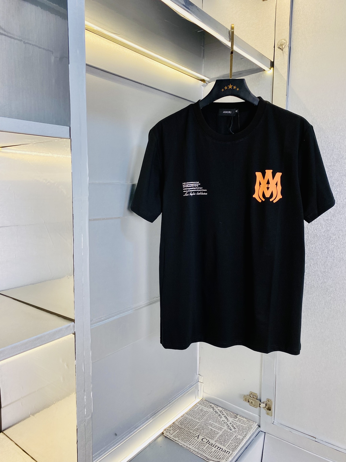 NO:122872,Wearable 210 catties Couple model Amiri Original quality Latest round neck short-sleeved T-shirt High-end printed workmanship!  Selected counter custom-made pure cotton imported fabrics, all details are perfectly 1 to 1 replica, restore the authenticity 100% original hardware, high-end customized auxiliary materials, original factory original standard, excellent upper body effect!  Number of code M-3XL (170/130 catties wear M), amiri, T-shirt, tees, t-shirt, alexander wang19860909可穿210斤 情侣款 Amiri 原单品质 最新款 圆领短袖T恤 高级印花做工！精选专柜订制纯棉进口面料 所有细节做工完美1比1复刻 还原正品百分百 原版五金 高端订制辅料 原厂原标 上身效果超赞！码数M-3XL（170/130斤穿M）,,amiri,T-shirt,tees，t-shirt,alexander wang,Men's clothing