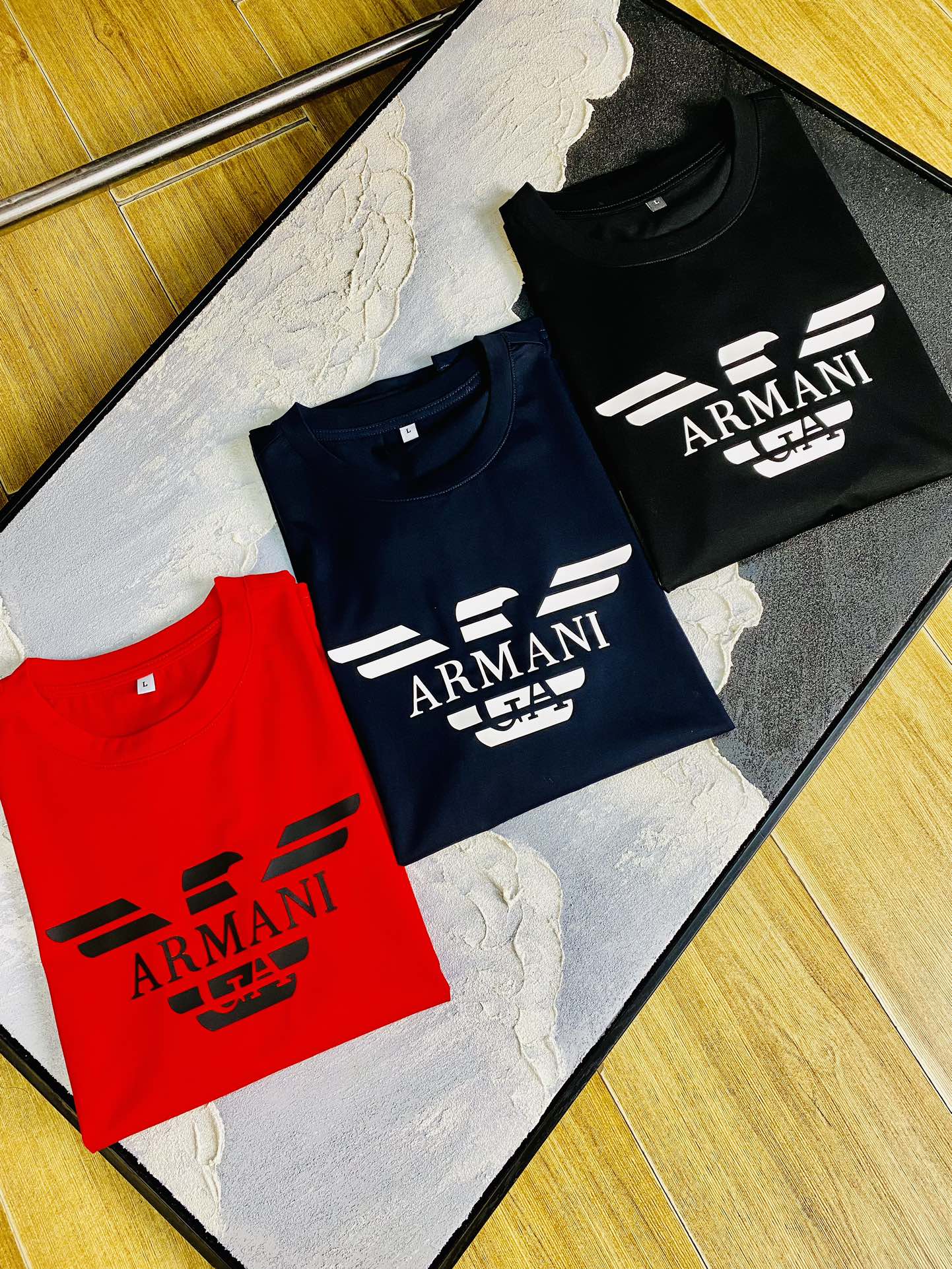 NO:508326,The same style on the official website can wear 205 catties Armani Armani Original single quality Latest short-sleeved special counter customized top-grade double mercerized cotton imported fabrics All details are perfectly 1 to 1 replicate, restore the authentic 100% original hardware High-end custom auxiliary materials Original factory original standard The upper body effect is excellent Number of codes M-4XL,,armani,armani,T-shirt,alexander wang19860909官网同款可穿205斤 阿玛尼Armani 原单品质 最新款短袖 精选专柜订制顶级双丝光棉进口面料 所有细节做工完美1比1复刻 还原正品百分百 原版五金 高端订制辅料 原厂原标 上身效果超赞 码数 M-4XL,,armani,armani,T-shirt,alexander wang,Men's clothing