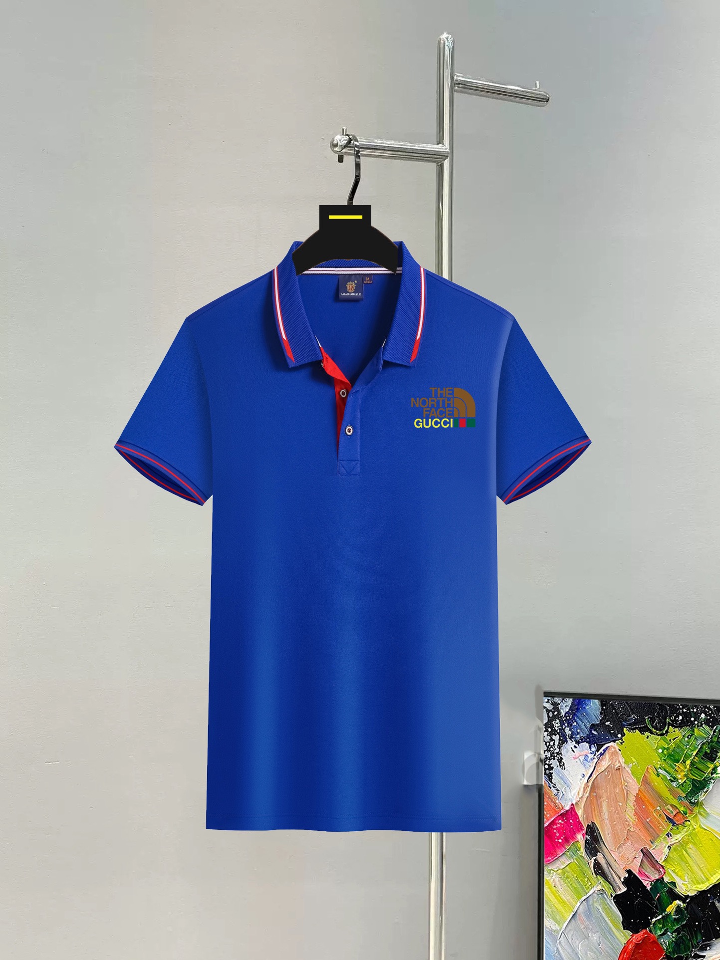 NO:122856,Wearable 240 catties, size M-6XL Gucci original quality latest style men's lapel short-sleeved T-shirt, high-end printed workmanship!  Selected counters to customize the top mercerized bead flooring fabric, all the details are perfectly 1-to-1 reproduction, restore the authenticity 100% original hardware, high-end customized auxiliary materials, original factory original standard, excellent upper body effect!  ,gucci,T-shirt,tees,t-shirt,alexander wang19860909可穿240斤 码数M-6XL 古奇Gucci 原单品质 最新款 男装翻领短袖T恤 高级印花做工！精选专柜订制顶级丝光珠地棉进口面料 所有细节做工完美1比1复刻 还原正品百分百 原版五金 高端订制辅料 原厂原标 上身效果超赞！,,gucci,T-shirt,tees，t-shirt,alexander wang,Men's clothing