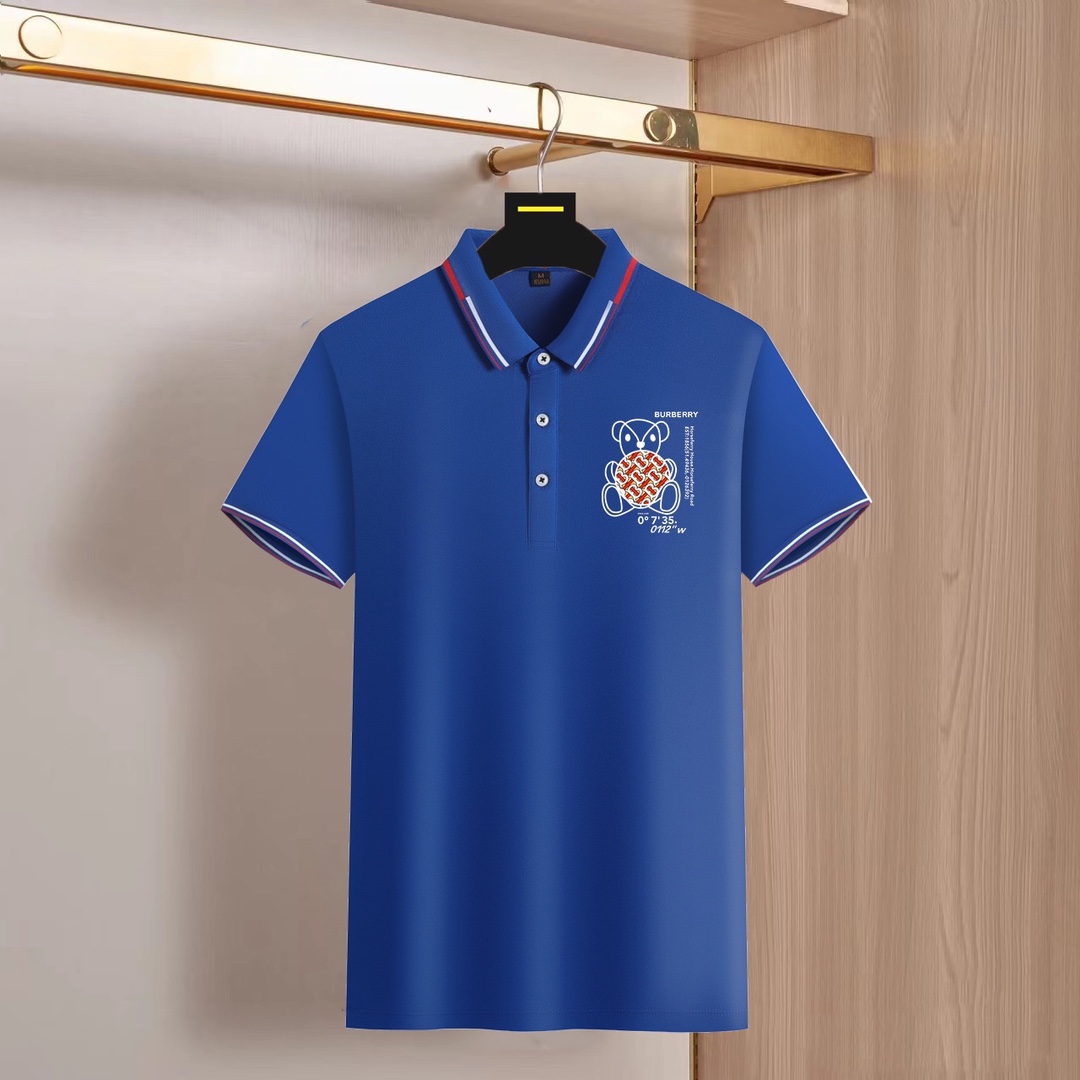 NO:126093,Can wear 240 catties, size M-6XL Burberry Burberry original quality 2025 latest men's lapel short-sleeved T-shirt, high-end printed workmanship!  Selected counters to customize the top mercerized bead flooring fabric, all the details are perfectly 1-to-1 reproduction, restore the authenticity 100% original hardware, high-end customized auxiliary materials, original factory original standard, excellent upper body effect!  ,burberry,burberry,T-shirt,tees,t-shirt,alexander wang19860909可穿240斤 码数M-6XL 巴宝莉Burberry 原单品质 2025最新款 男装翻领短袖T恤 高级印花做工！精选专柜订制顶级丝光珠地棉进口面料 所有细节做工完美1比1复刻 还原正品百分百 原版五金 高端订制辅料 原厂原标 上身效果超赞！,,burberry,burberry,T-shirt,tees，t-shirt,alexander wang,Men's clothing