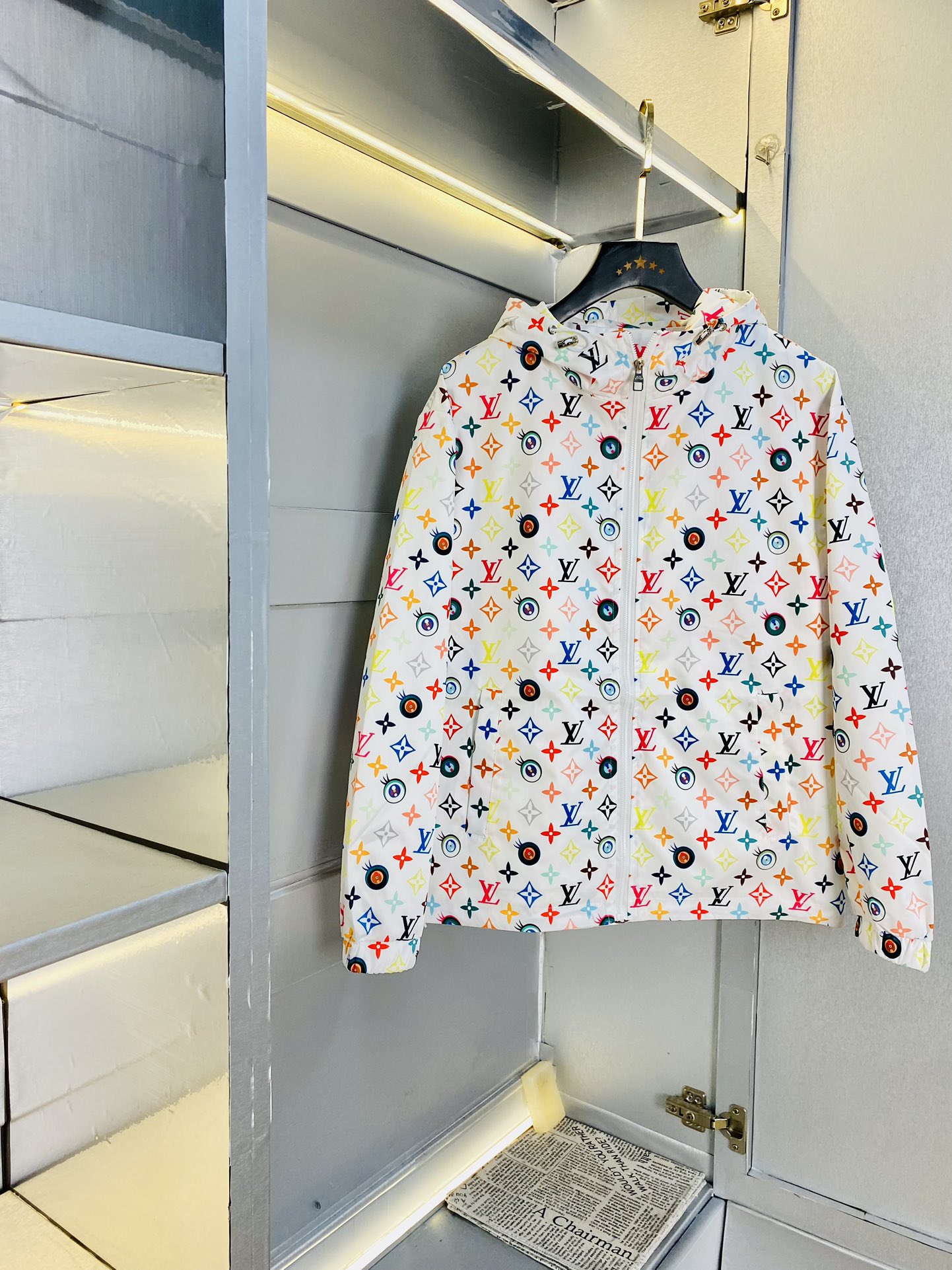 NO:124718,The original order of the official website can wear 190 catties Louis Vuitton Lv 2025 early spring model!  New jacket, high-quality, original fabric, internet celebrity, same style, custom hardware and accessories for opening molds, very comfortable, super versatile, beautiful jacket, non-market, ordinary version, random comparison, absolutely guaranteed quality, color, size M-3XL,,louis vuitton,louis vuitton,jackets & coats,jackets & coats,alexander wang19860909官网原单货 可穿190斤路易威登Lv 2025早春款！新款外套夹克 高版本高品质 原版面料网红明星同款 开模定制五金辅料 感非常舒服 超级百搭好看的一款外套 非市场普通版本 随意对比 品质绝对保证 颜色图色 尺码M-3XL,,louis vuitton,louis vuitton,jackets & coats,jackets & coats,alexander wang,Men's clothing