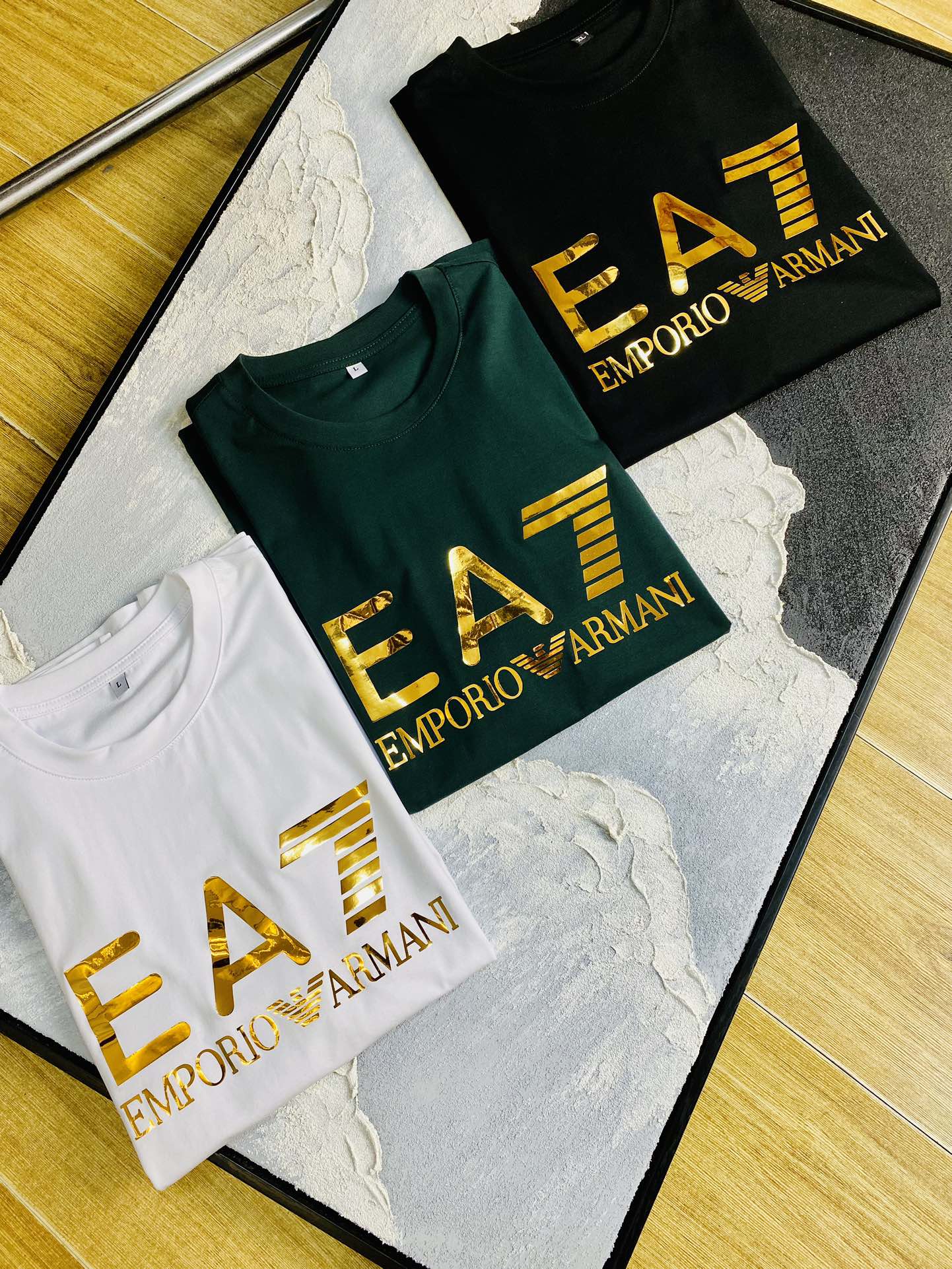 NO:140952,The same style on the official website can wear 205 catties Armani Armani Original single quality Latest short-sleeved special counter customized top-grade double mercerized cotton imported fabrics All details are perfectly 1 to 1 replicate, restore the authentic 100% original hardware High-end custom auxiliary materials Original factory original standard The upper body effect is excellent Number of codes M-4XL,,armani,armani,T-shirt,alexander wang19860909官网同款可穿205斤 阿玛尼Armani 原单品质 最新款短袖 精选专柜订制顶级双丝光棉进口面料 所有细节做工完美1比1复刻 还原正品百分百 原版五金 高端订制辅料 原厂原标 上身效果超赞 码数 M-4XL,,armani,armani,T-shirt,alexander wang,Men's clothing