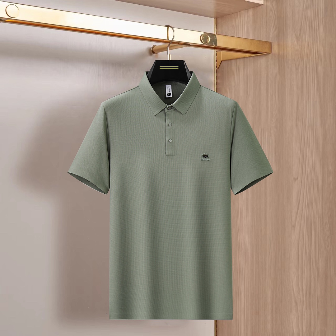 NO:132636,Wearable 200 catties, size M-4XL Prada Prada original quality latest style men's lapel short-sleeved T-shirt, high-end printed workmanship!  Selected counters to customize the top mercerized bead flooring fabric, all the details are perfectly 1-to-1 reproduction, restore the authenticity 100% original hardware, high-end customized auxiliary materials, original factory original standard, excellent upper body effect!  ,,prada,prada,T-shirt,tees,t-shirt,alexander wang19860909可穿200斤 码数M-4XL 普拉达Prada 原单品质 最新款 男装翻领短袖T恤 高级印花做工！精选专柜订制顶级丝光珠地棉进口面料 所有细节做工完美1比1复刻 还原正品百分百 原版五金 高端订制辅料 原厂原标 上身效果超赞！,,prada,prada,T-shirt,tees，t-shirt,alexander wang,Men's clothing