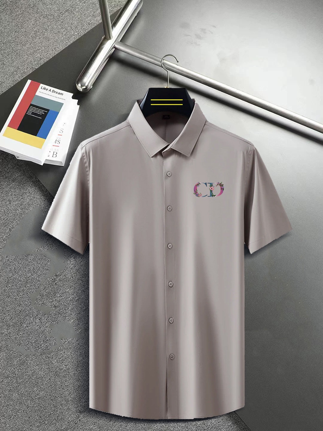 NO:132620,Can wear 200 catties Dior original single quality Latest clothes Short-sleeved shirt Short-sleeved shirt Short-sleeved shirt Short-sleeved selected counter custom top-grade imported fabrics All details are perfectly 1 to 1 replicate, restore the authentic 100% original hardware High-end custom auxiliary materials Original factory original standard The upper body effect is excellent Number of codes M-4XL,,dior,dior,shirts,T-shirt,alexander wang19860909可穿200斤 迪奥Dior 原单品质 最新款衣服 短袖衬衣短袖衬衫短袖 精选专柜订制顶级进口面料 所有细节做工完美1比1复刻 还原正品百分百 原版五金 高端订制辅料 原厂原标 上身效果超赞 码数 M-4XL,,dior,dior,shirts,T-shirt,alexander wang,Men's clothing