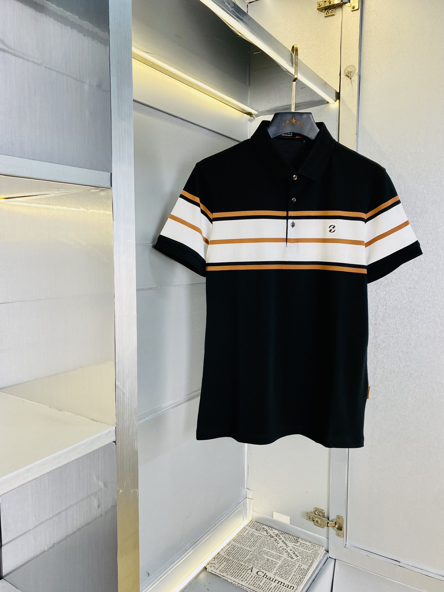 NO:474765,210 catties can be worn. Zegna original single quality. The latest 2025 clothes. Short-sleeved lapels and short-sleeved Polo. Selected counter customized top-grade mercerized cotton imported fabric. All details are perfectly 100% replicated. Restore the authenticity. Original hardware. High-end customized auxiliary materials. Original original mark. Excellent upper body effect. Number of codes. M-4XL,,zegna,T-shirt,alexander wang.19860909可穿210斤 杰尼亚Zegna 原单品质 2025最新款衣服 短袖翻领短袖Polo 精选专柜订制顶级朱地丝光棉进口面料 所有细节做工完美1比1复刻 还原正品百分百 原版五金 高端订制辅料 原厂原标 上身效果超赞 码数 M-4XL,,zegna,T-shirt,alexander wang,Men's clothing