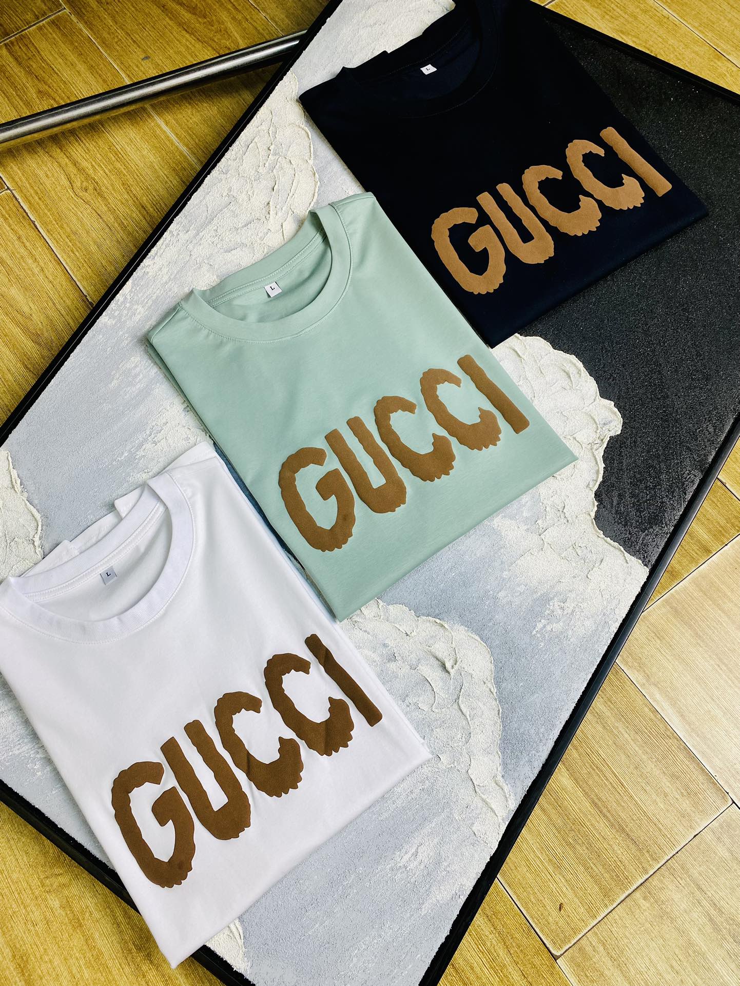 NO:133746,The same style on the official website can wear 205 catties Gucci Original single quality Latest short sleeves Selected counter custom-made top double mercerized cotton imported fabrics All details are perfectly 1 to 1 replicate, restore the authentic 100% original hardware High-end custom auxiliary materials Original factory original standard The upper body effect is excellent Number of codes M-4XL,,gucci,T-shirt,alexander wang19860909官网同款可穿205斤 古奇Gucci 原单品质 最新款短袖 精选专柜订制顶级双丝光棉进口面料 所有细节做工完美1比1复刻 还原正品百分百 原版五金 高端订制辅料 原厂原标 上身效果超赞 码数 M-4XL,,gucci,T-shirt,alexander wang,Men's clothing