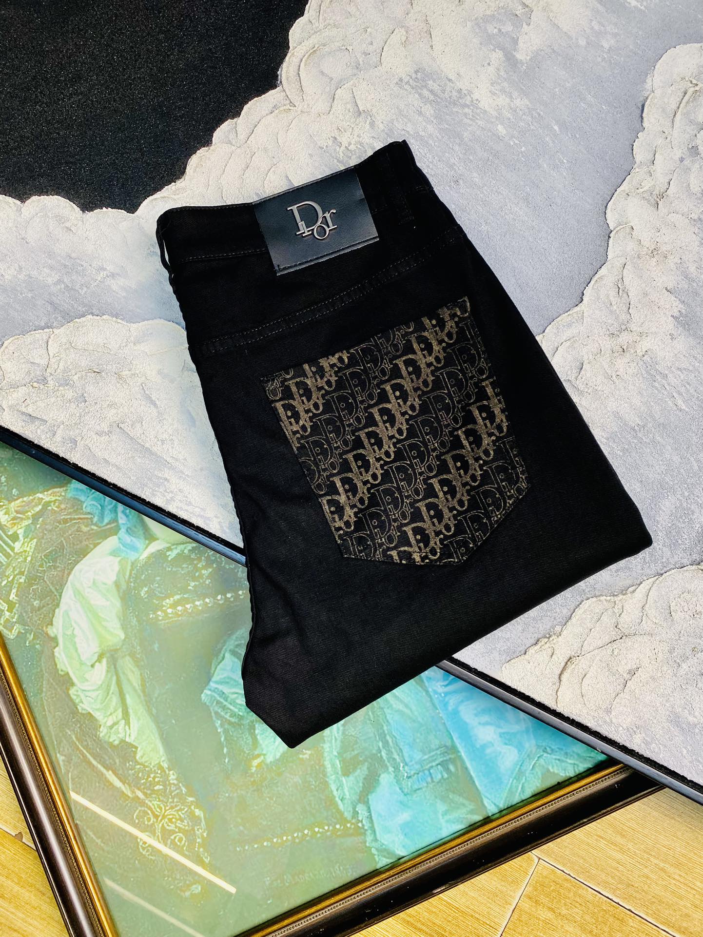 NO:142568,Original order, 200 catties Dior Dior 2025 early spring new product with original hardware wash mark!  The counter is available at the same time, fashionable casual pants and elastic jeans, imported original fabrics, comfortable and breathable upper body, top-grade craft hardware accessories. The grade is extremely high, the style is super positive, and the upper body is fashionable and stylish!  A must-have item in the closet!  Size 29-38, Dior, Dior, Jeans, Alexander wang19860909原单货 可穿200斤迪奥Dior 2025早春新款狠货带原版五金洗水唛！专柜同步有售,时尚休闲裤弹力牛仔裤,进口原版面料,上身舒适透气,顶级工艺五金配饰.档次极高,版型超正,上身时尚有型！衣橱必备单品！尺码29-38,,dior,dior,jeans,alexander wang,Men's clothing